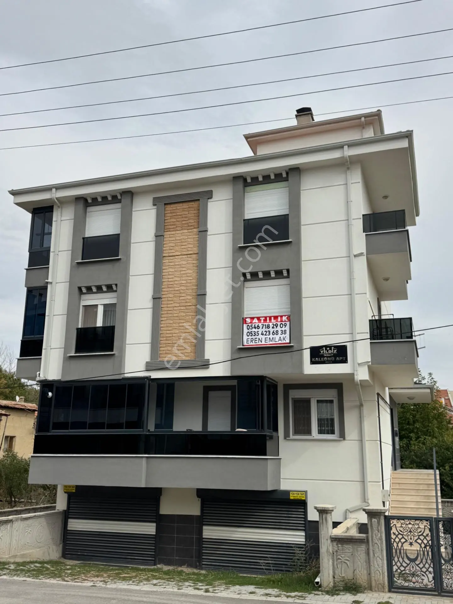 Eren Emlak’Tan Çeltek Mahallesinde 3+1 Arakat Şahsi Garajlı Sıfır Ayarında Satıl...
