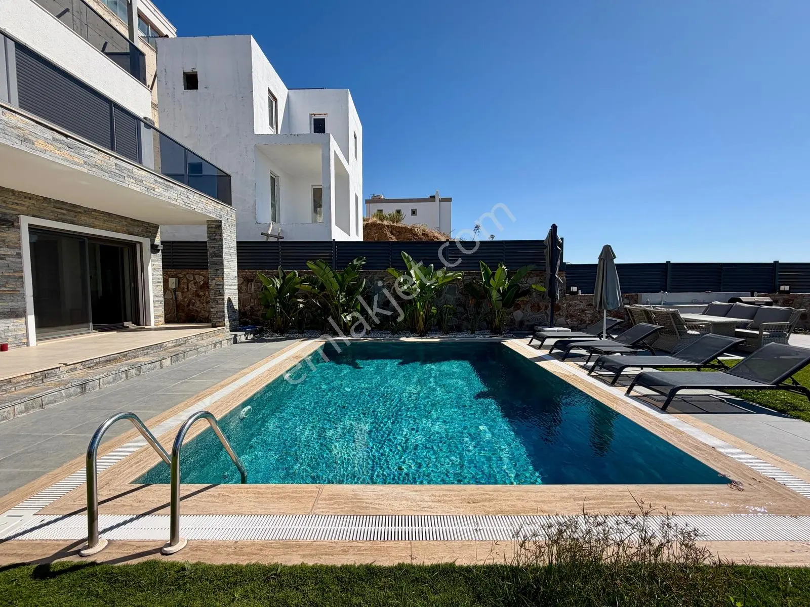 Bodrum Kadıkalesi'nde Muhteşem Deniz Manzaralı Havuzlu Villa — fotoğraf 4