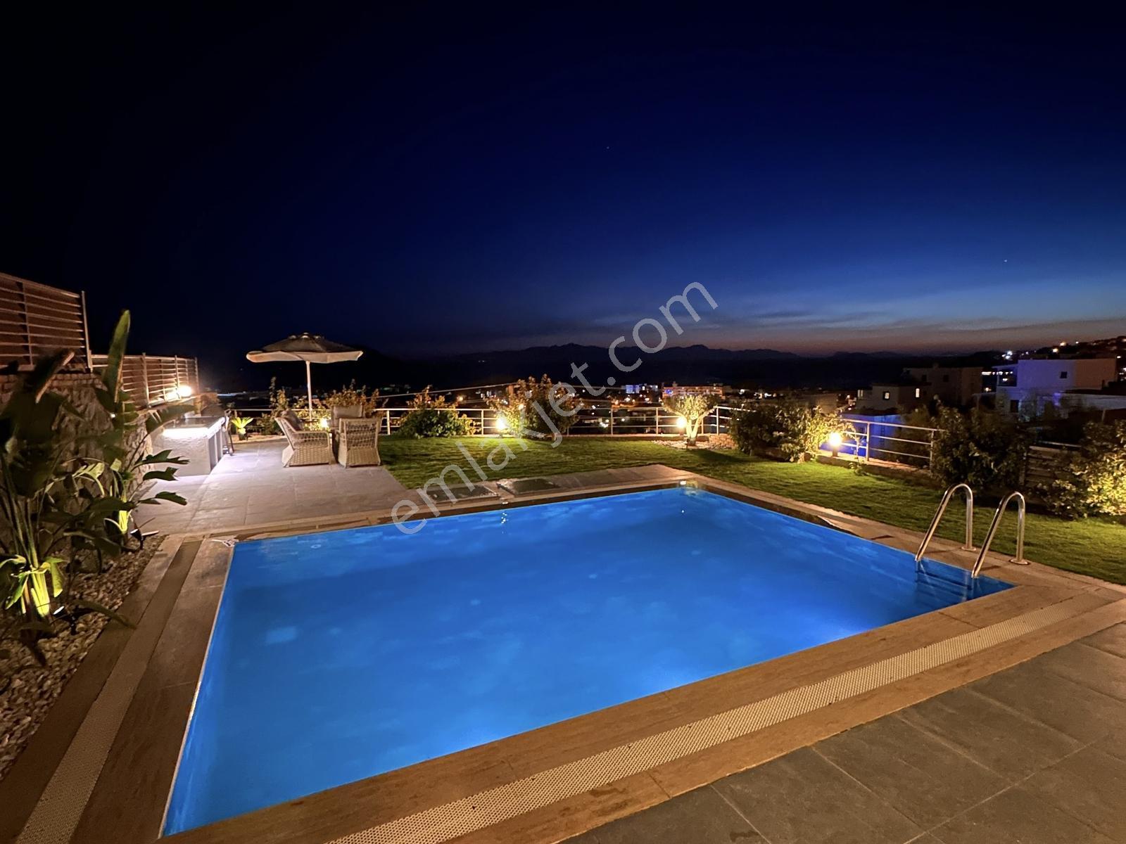 Bodrum Kadıkalesi'nde Muhteşem Deniz Manzaralı Havuzlu Villa — fotoğraf 8