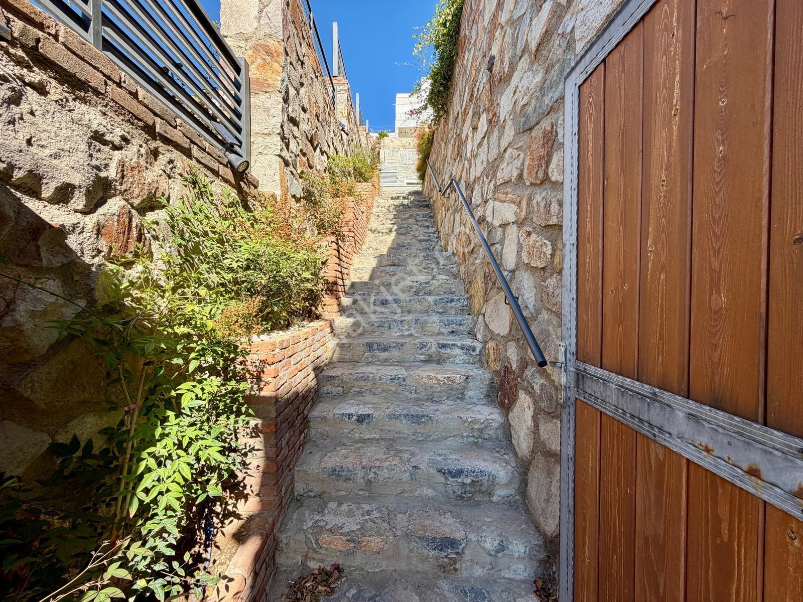 Bodrum Kadıkalesi'nde Muhteşem Deniz Manzaralı Havuzlu Villa — fotoğraf 13