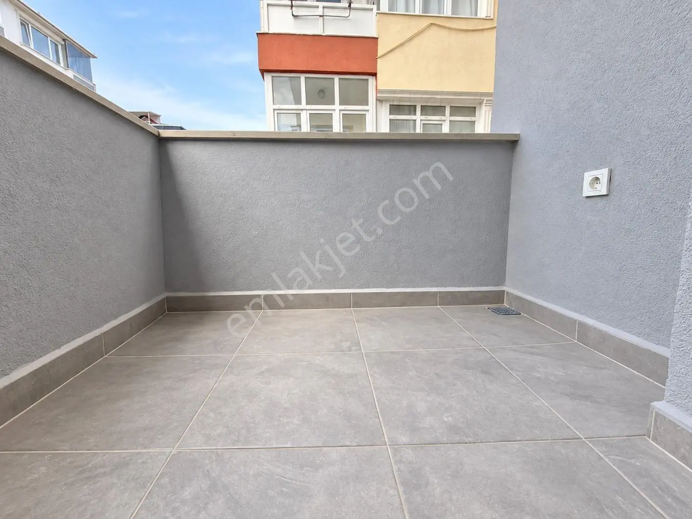 Bahçelievler Yayla Çamlık Caddesi Üzeri Sıfır Bina Ebeveyn — fotoğraf 10