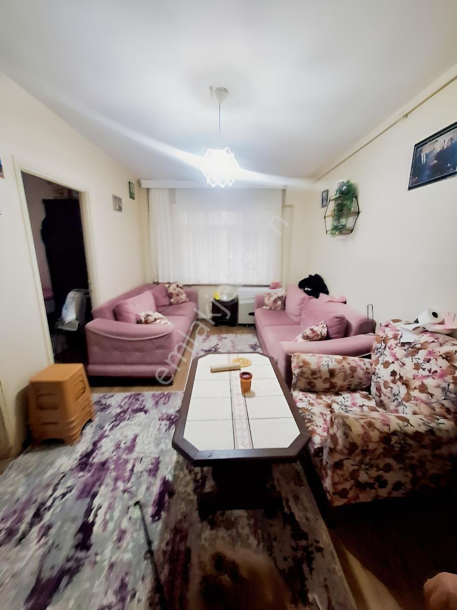 Hürriyette Satılık 3+1 1.kat Daire — fotoğraf 4