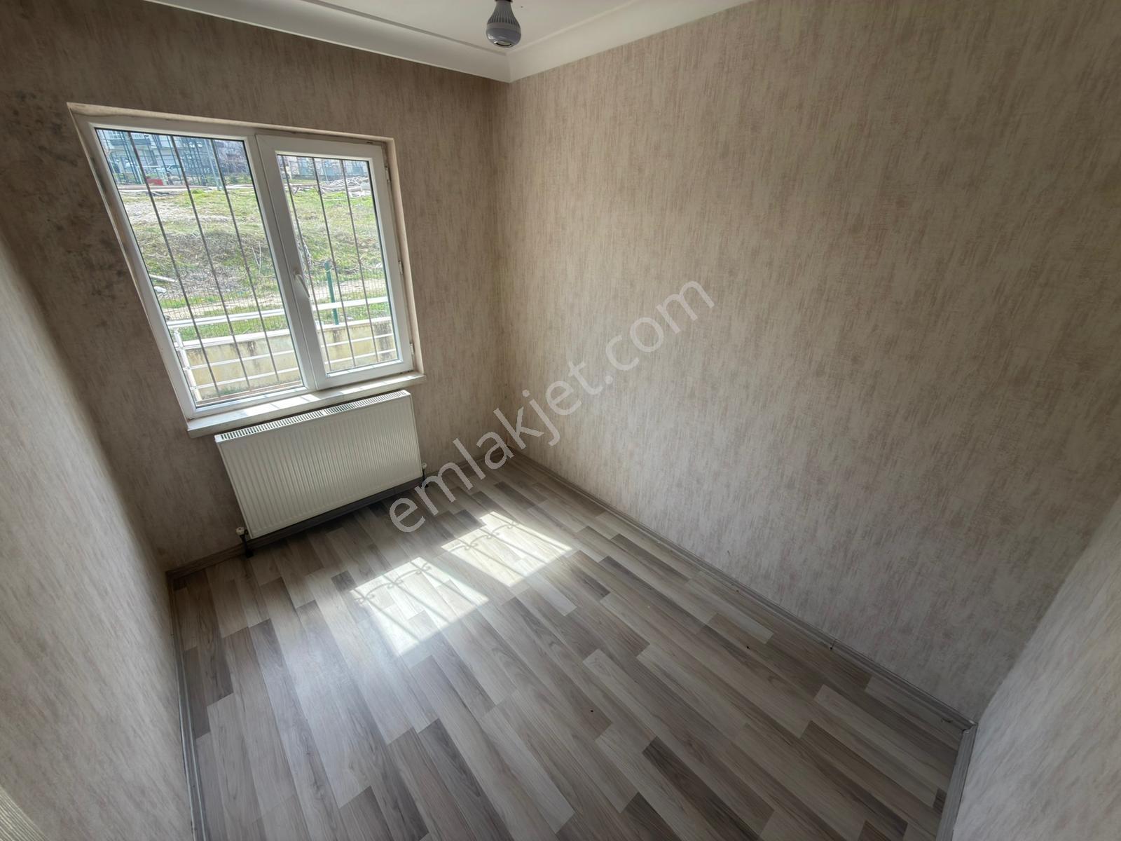 Keçiörende 3+1 Giriş Katta Acil Satılık Yapılı İskanlı Daire — fotoğraf 33