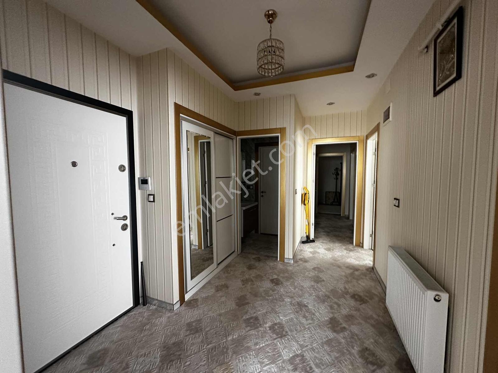 Selehaddın Eyyubi Mah.arakat Geniş Ve Ferah 3+1 Satılık Daire — fotoğraf 5