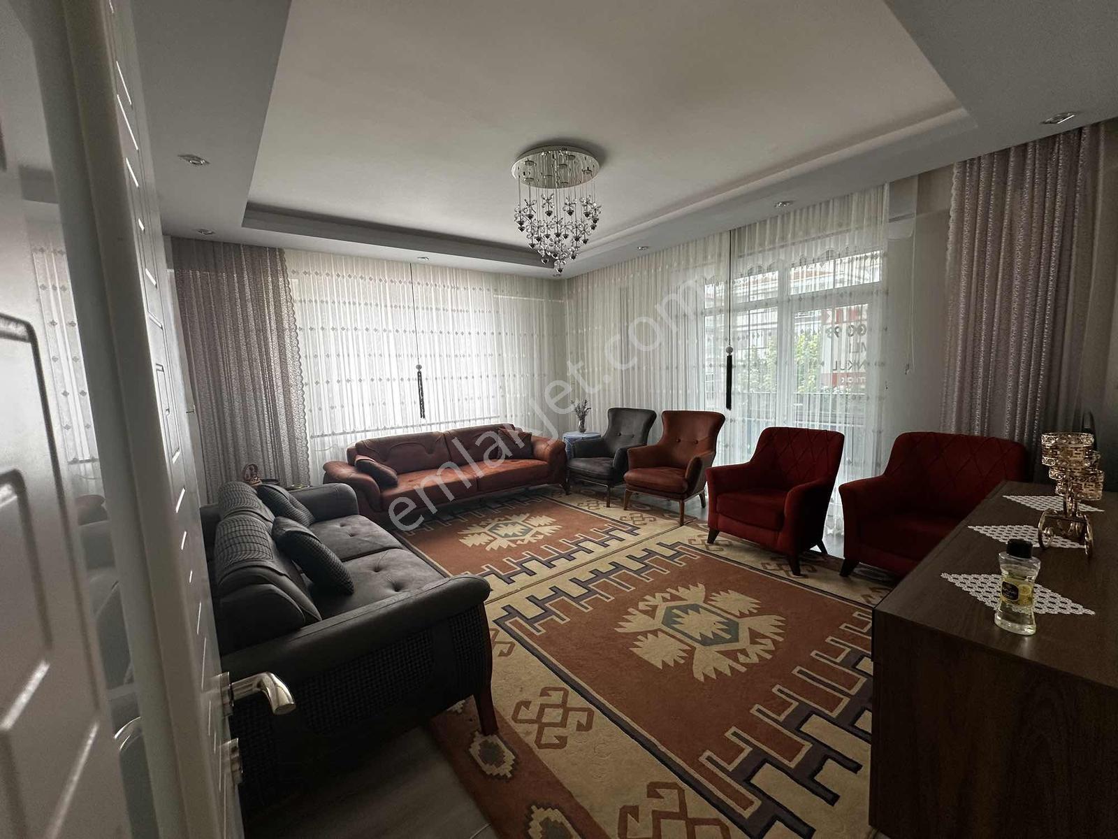 Selehaddın Eyyubi Mah.arakat Geniş Ve Ferah 3+1 Satılık Daire — fotoğraf 8
