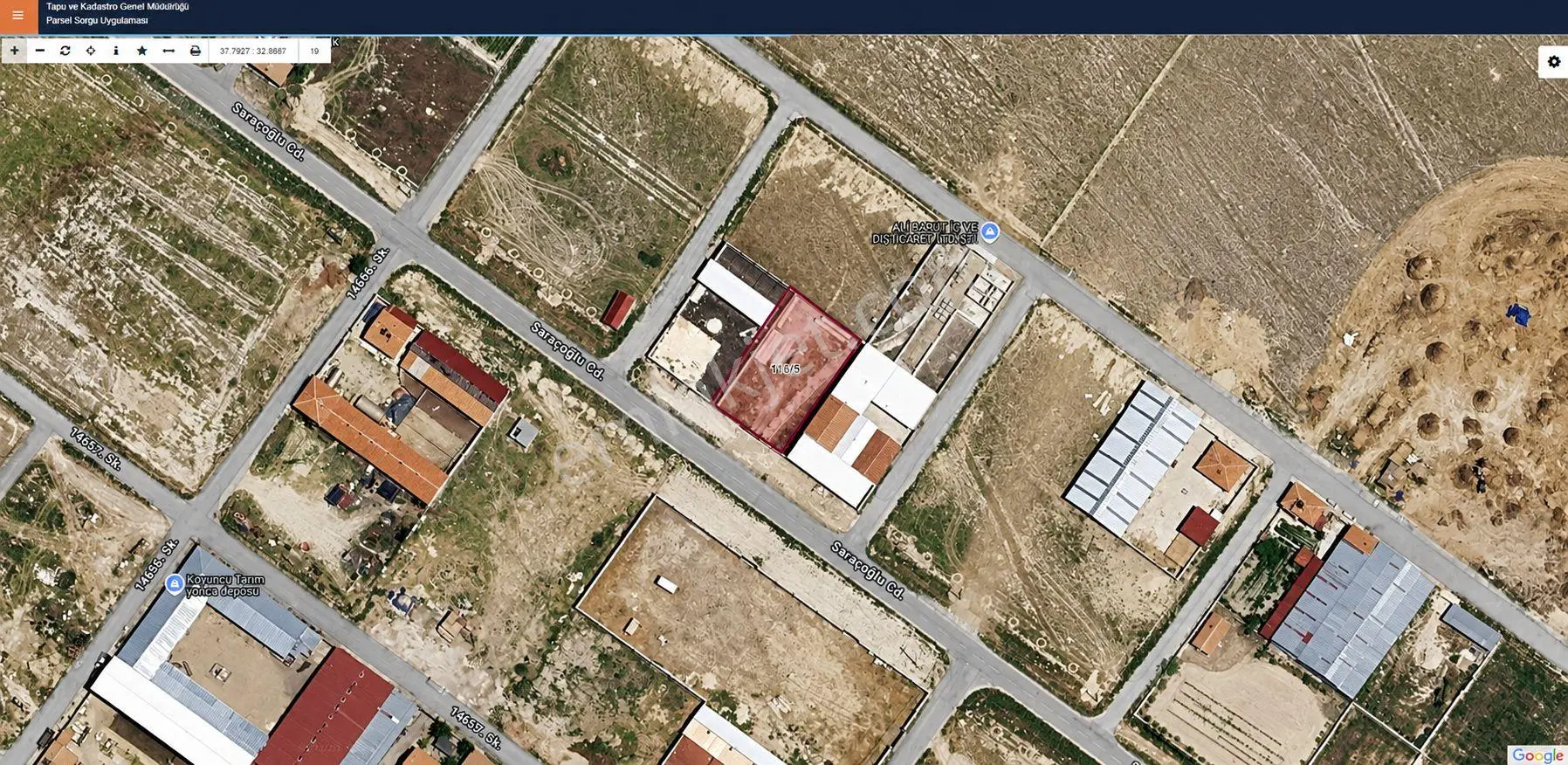 Saraçoğlu Caddesine 25m Cepheli / Duvarı & Kapısı Hazır 2 Kat İmarlı Arsa — fotoğraf 4