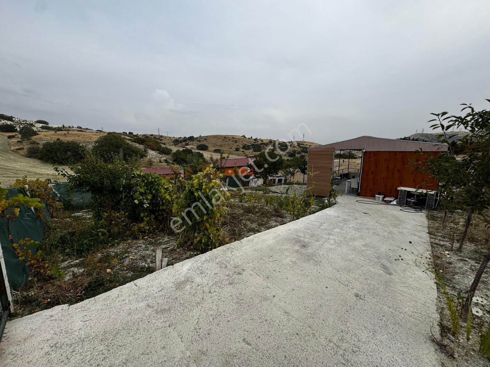 Başbereket Mah.de 350 M2 Evi İçinde At Deresinin Karşısı — fotoğraf 3