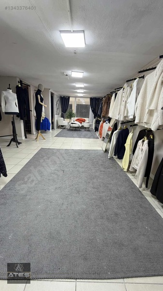 Salih Omurtak Cd Üzerinde Devren Kiralık Giyim Mağazası — fotoğraf 13