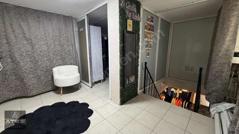 Salih Omurtak Cd Üzerinde Devren Kiralık Giyim Mağazası — fotoğraf 15