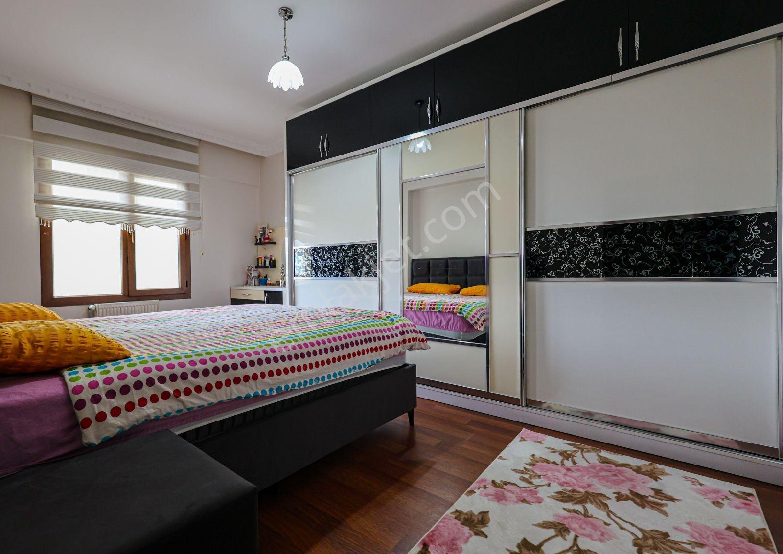 Fırsat Fiyatlı Krediye Uygun Çift Balkon'lu 3+1 Satılık Daire — fotoğraf 15