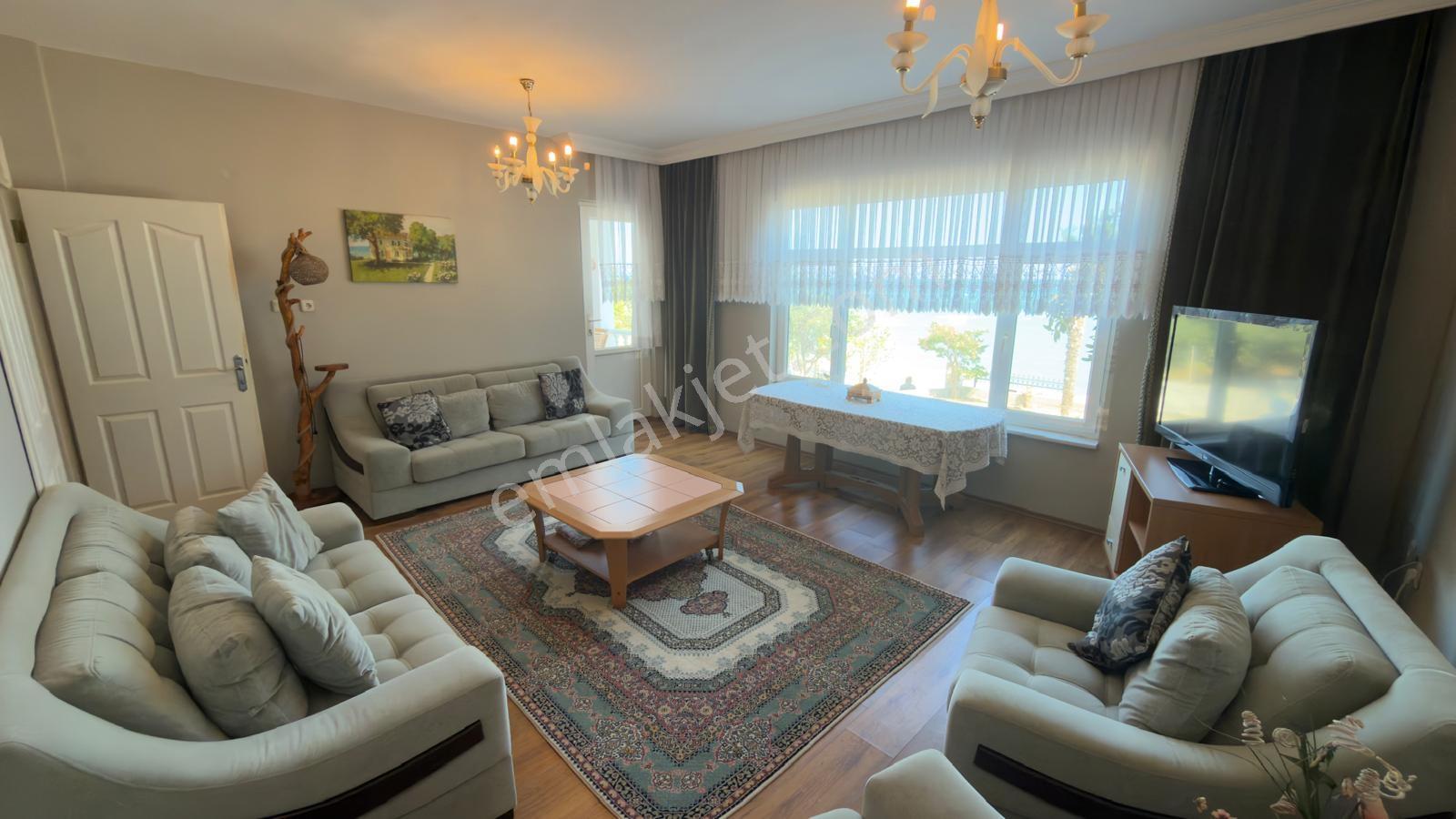 Şarköy Hoşköyde Denize Sıfır Müstakil İkiz Villa — fotoğraf 9