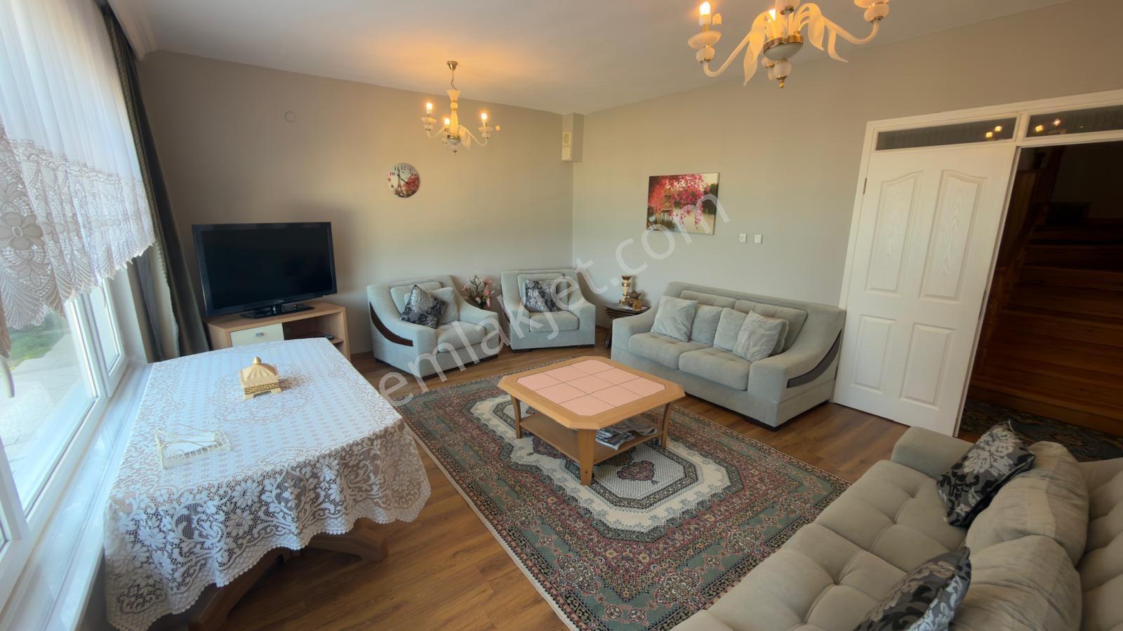 Şarköy Hoşköyde Denize Sıfır Müstakil İkiz Villa — fotoğraf 11