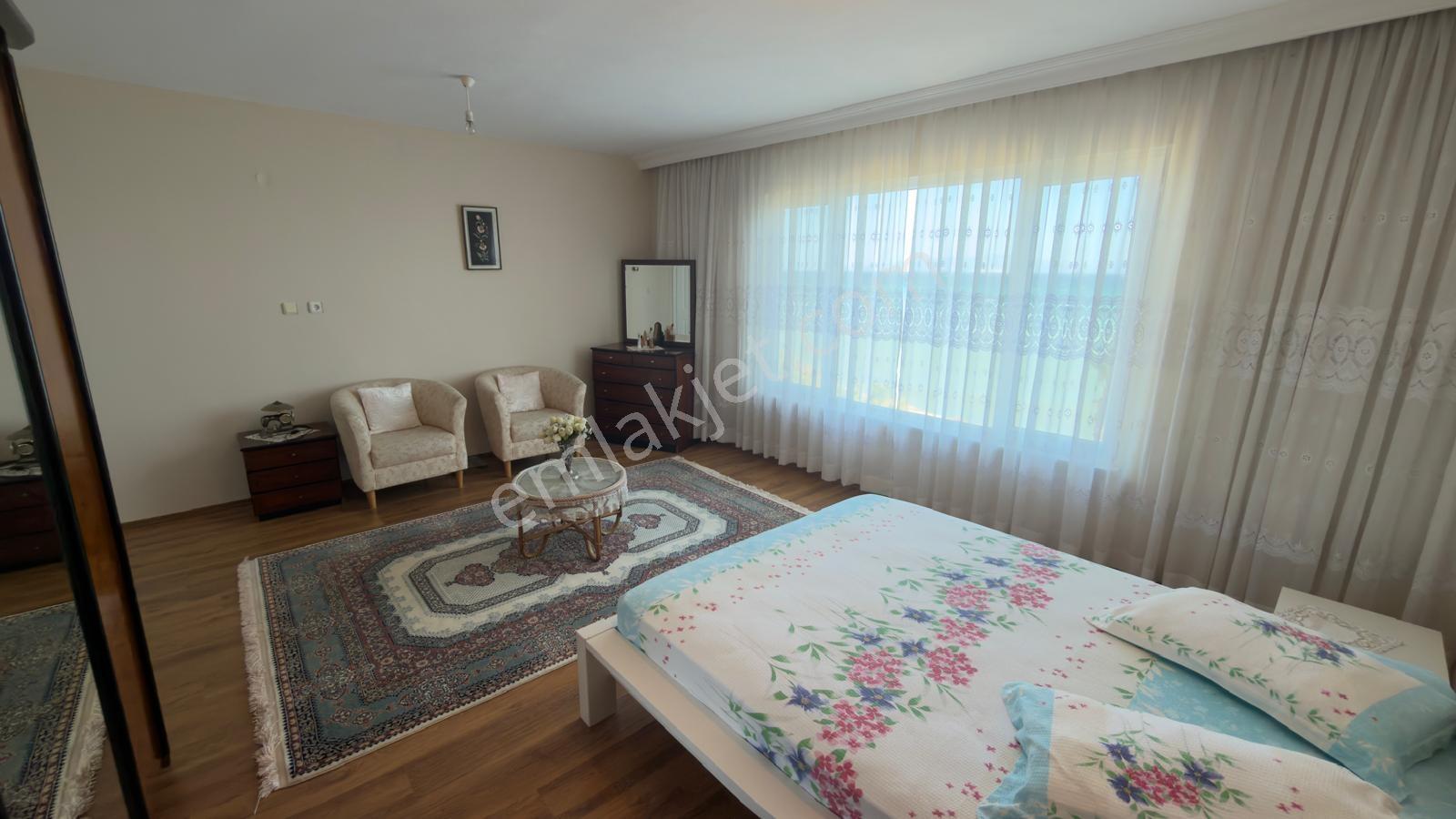 Şarköy Hoşköyde Denize Sıfır Müstakil İkiz Villa — fotoğraf 27