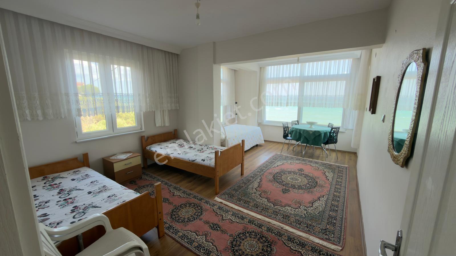 Şarköy Hoşköyde Denize Sıfır Müstakil İkiz Villa — fotoğraf 30