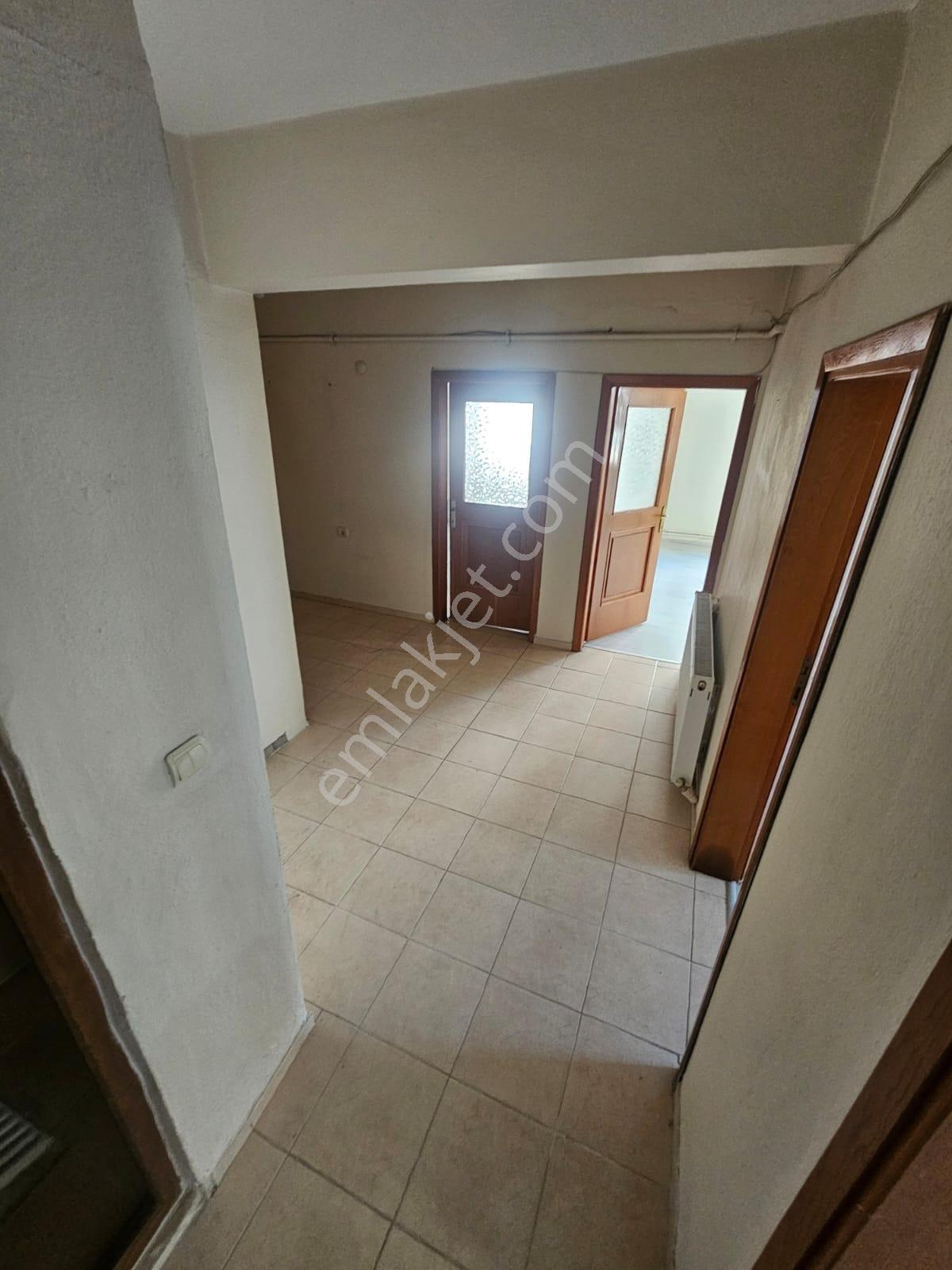 Bağlarbaşında Kat Mülkiyetli 3+1 Satılık Daire — fotoğraf 7