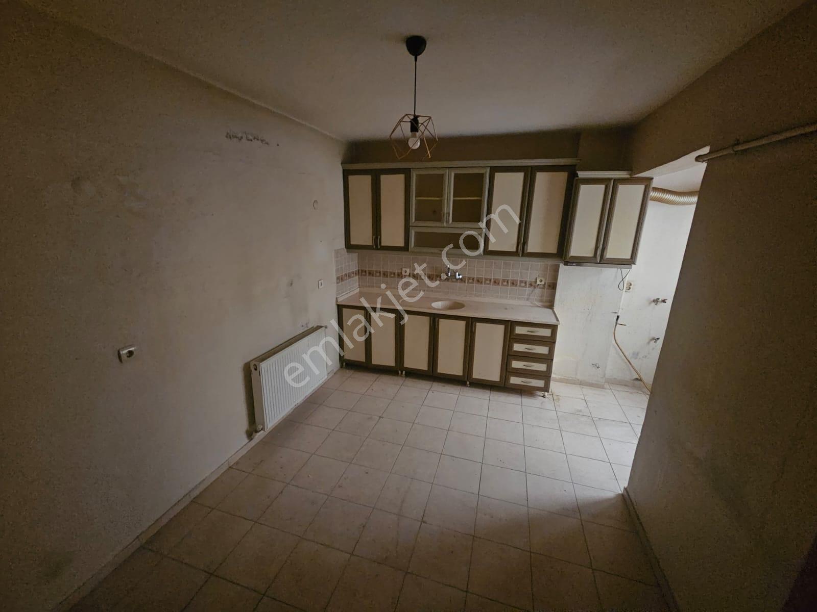Bağlarbaşında Kat Mülkiyetli 3+1 Satılık Daire — fotoğraf 9