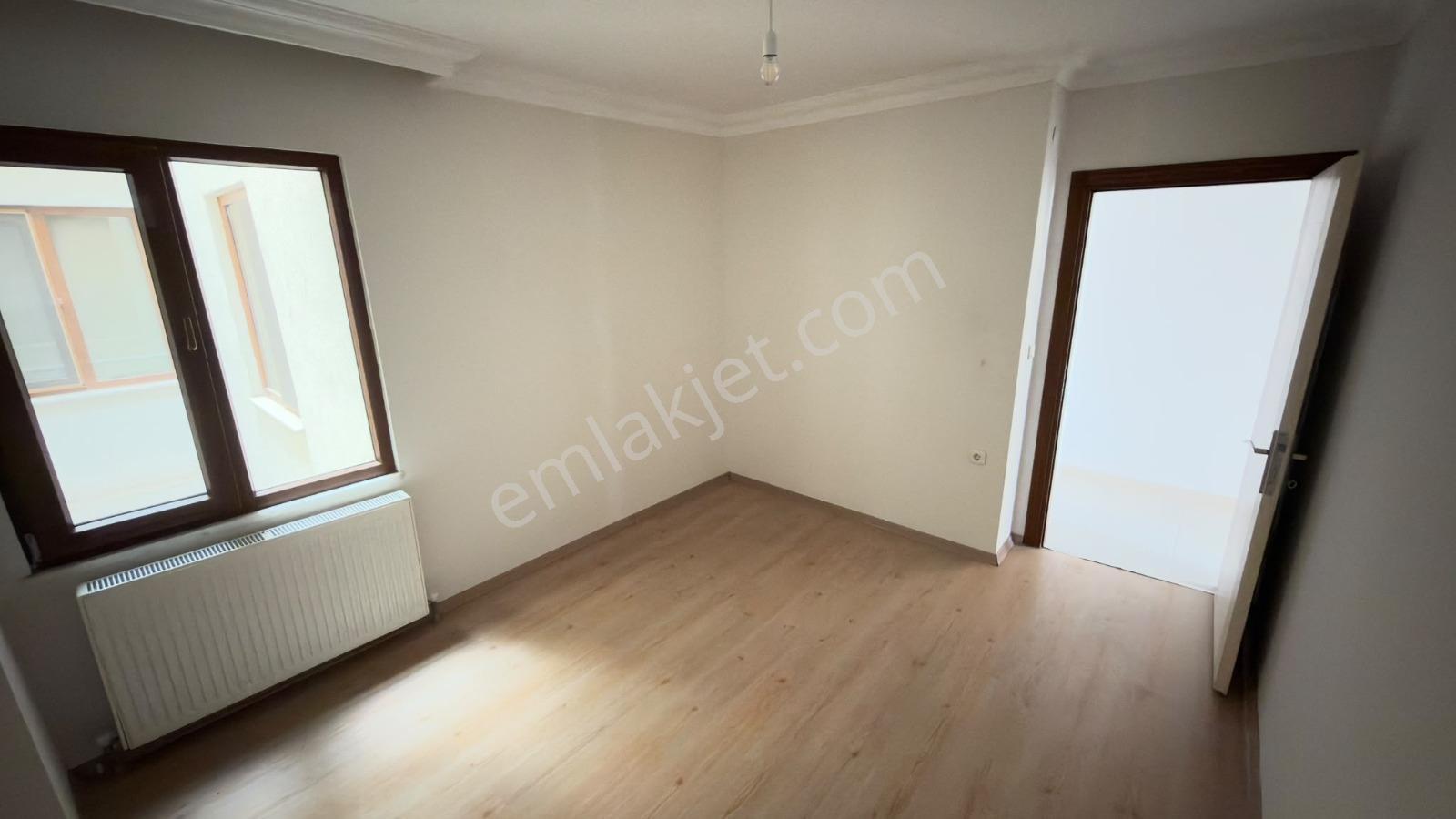 Şarköy İstiklal Mahallesinde Merkezi Konumda 3+1 Satılık Daire — fotoğraf 19