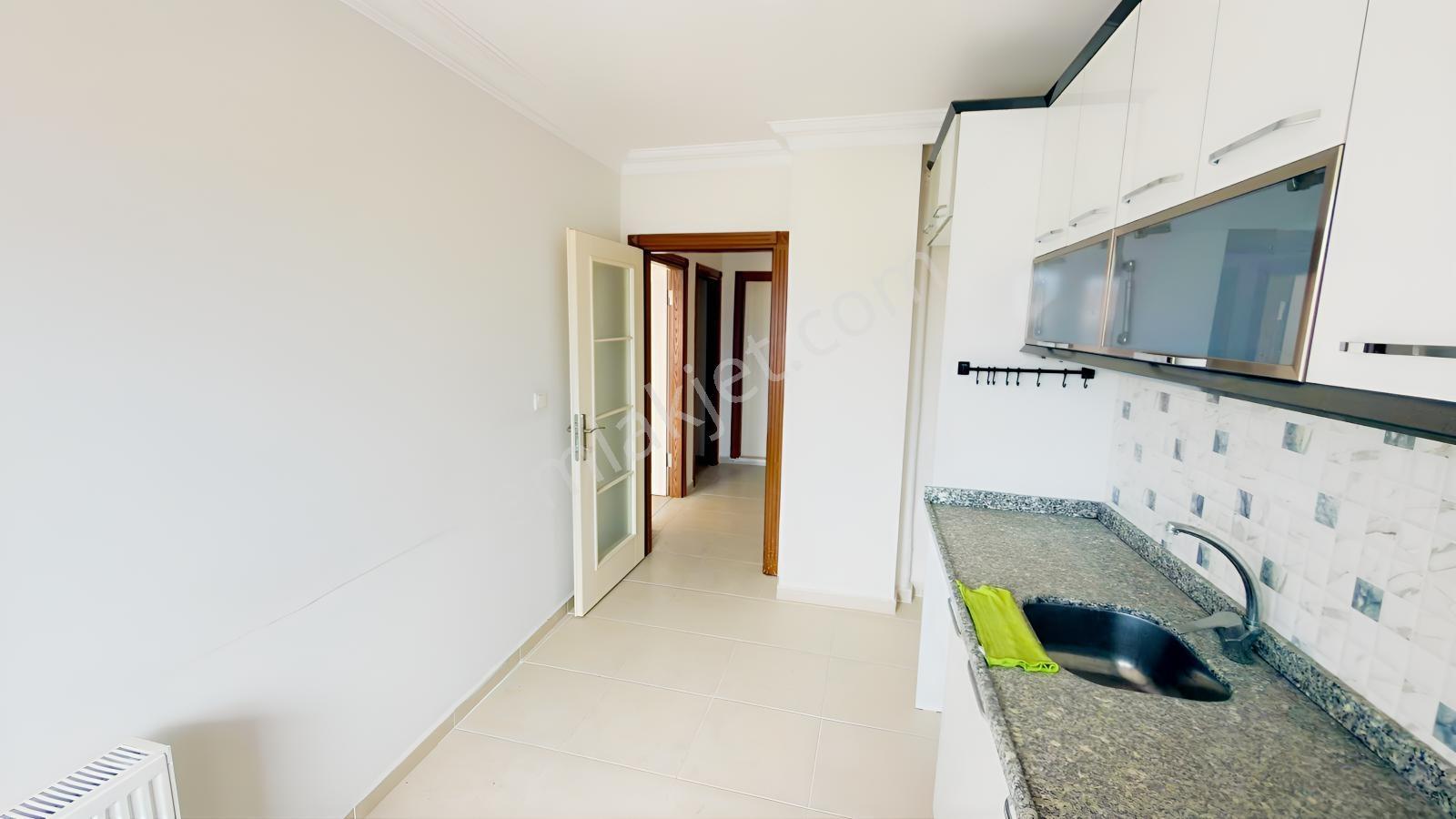Şarköy İstiklal Mahallesinde Merkezi Konumda 3+1 Satılık Daire — fotoğraf 22