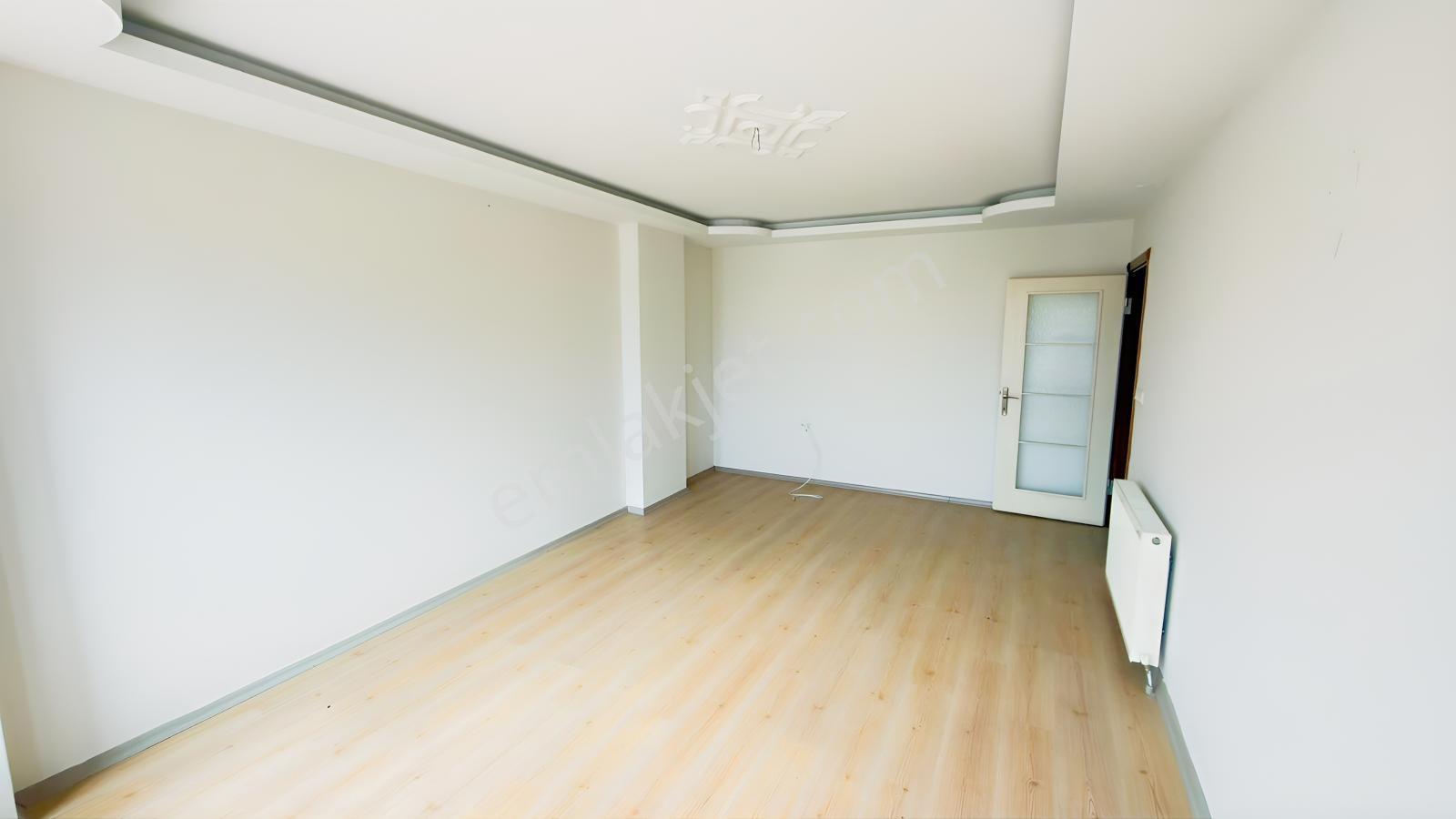 Şarköy İstiklal Mahallesinde Merkezi Konumda 3+1 Satılık Daire — fotoğraf 31