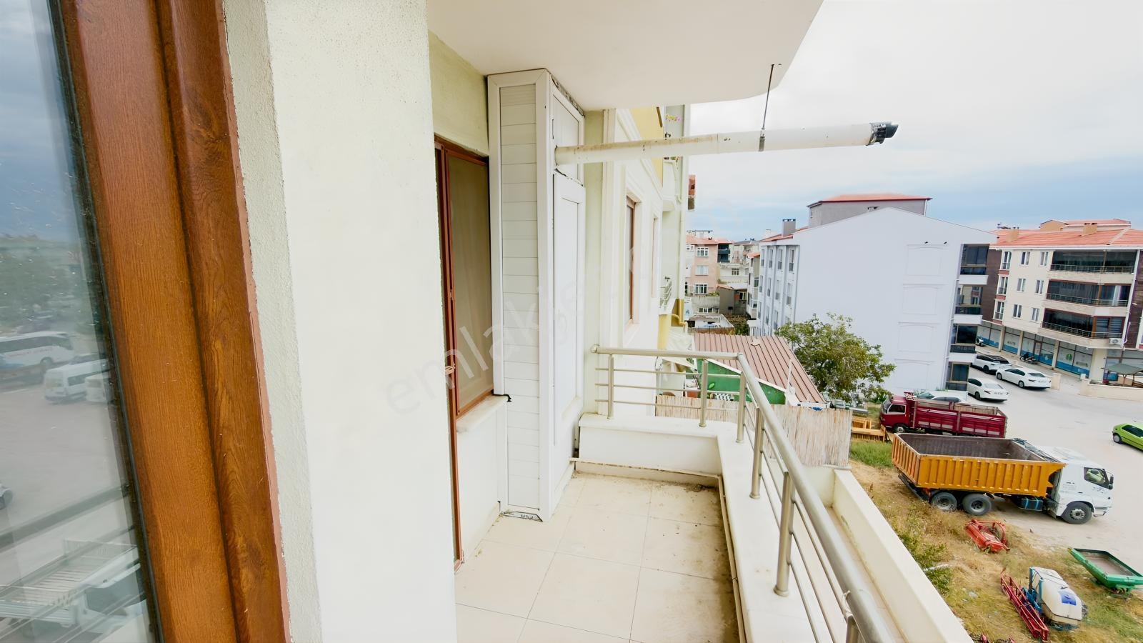 Şarköy İstiklal Mahallesinde Merkezi Konumda 3+1 Satılık Daire — fotoğraf 33