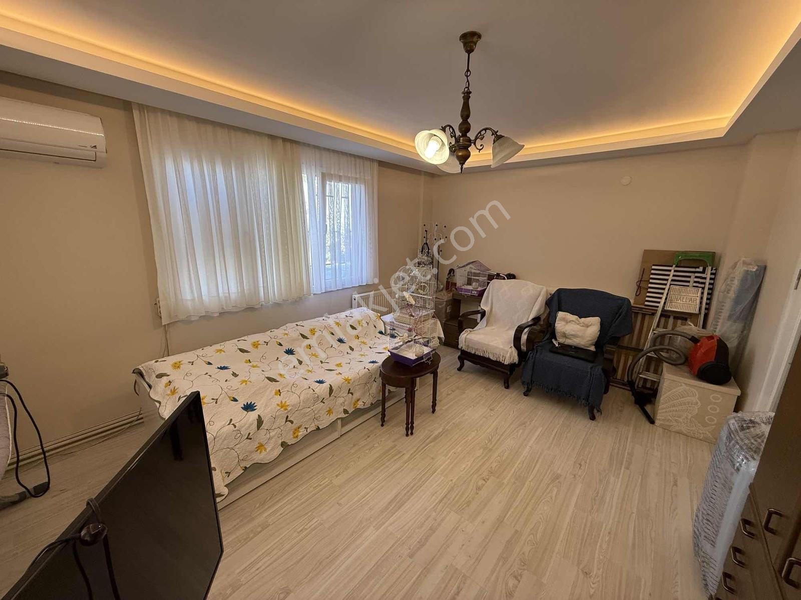Duru Park Yakını Ptt Sokağı Satılık 2+1 İçi Yapılı Düz Giriş — fotoğraf 9