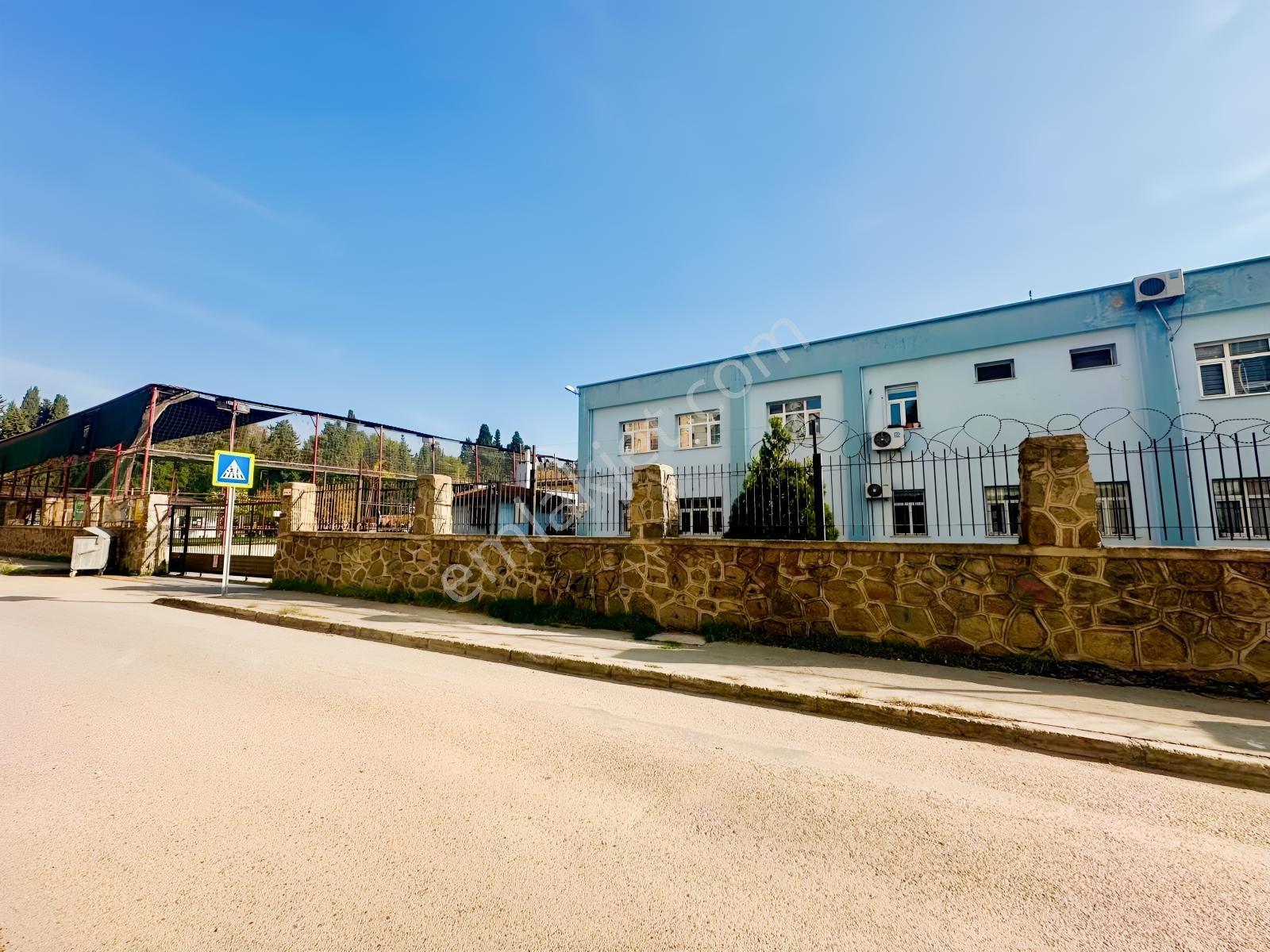 Yeni Girne'de Satılık Daire 3+1 — fotoğraf 2