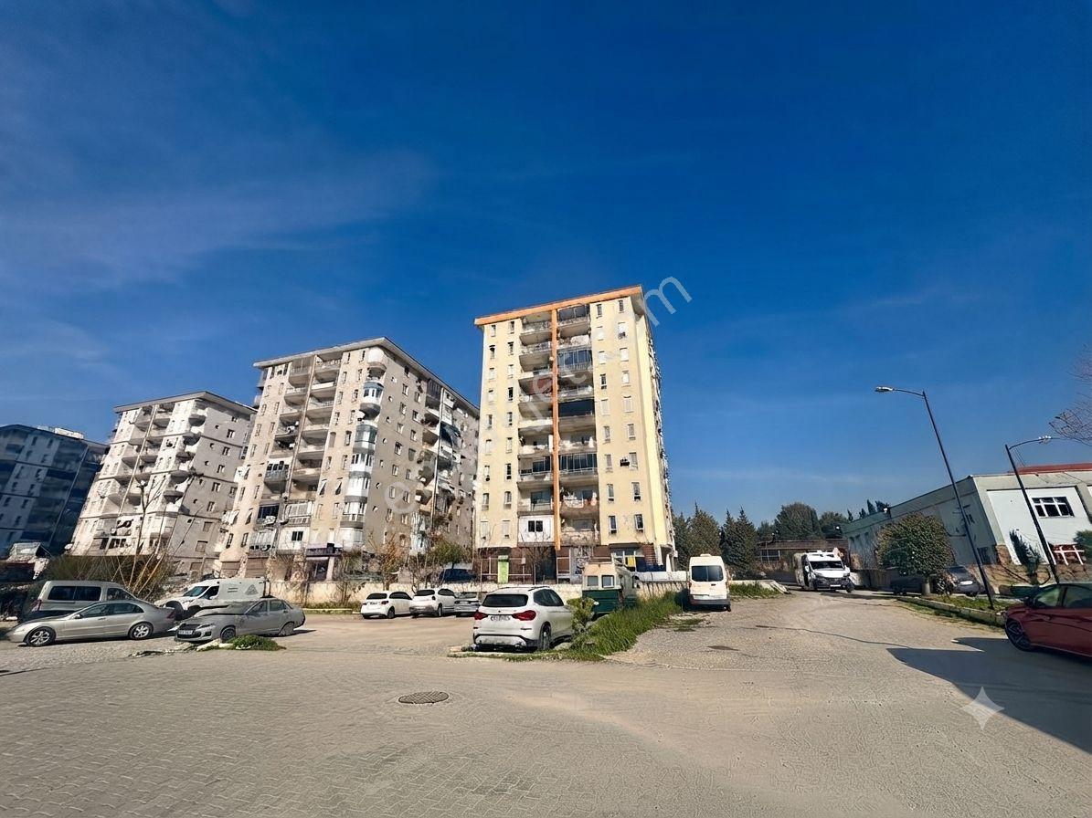 Yeni Girne'de Satılık Daire 3+1 — fotoğraf 5