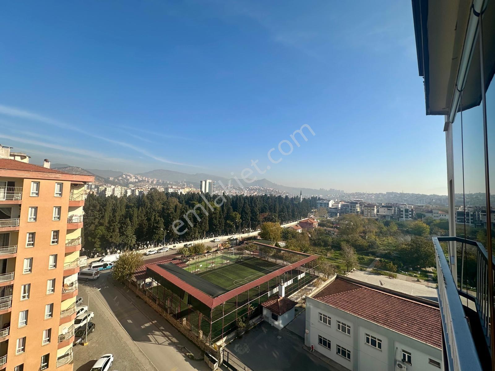 Yeni Girne'de Satılık Daire 3+1 — fotoğraf 6