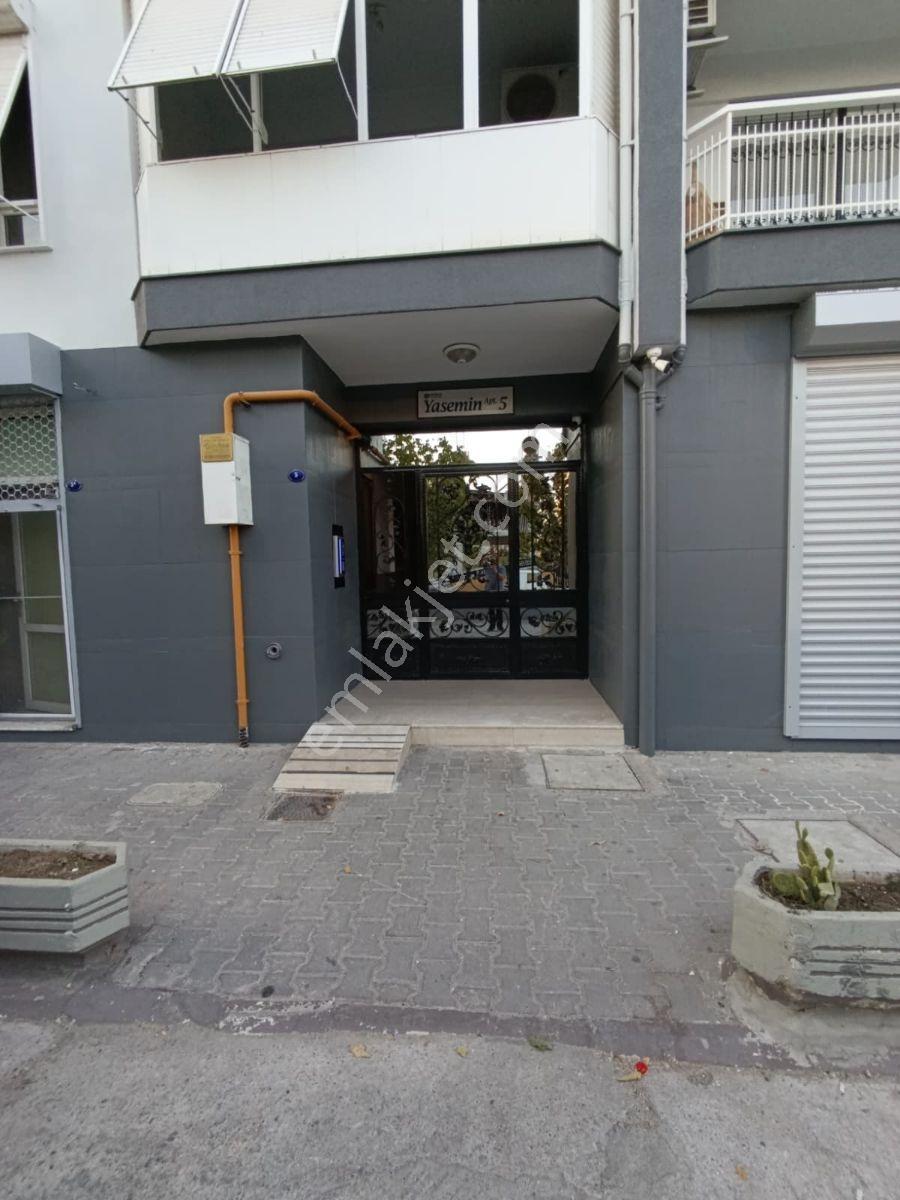 Yeni Girne'de Satılık Daire 3+1 — fotoğraf 7