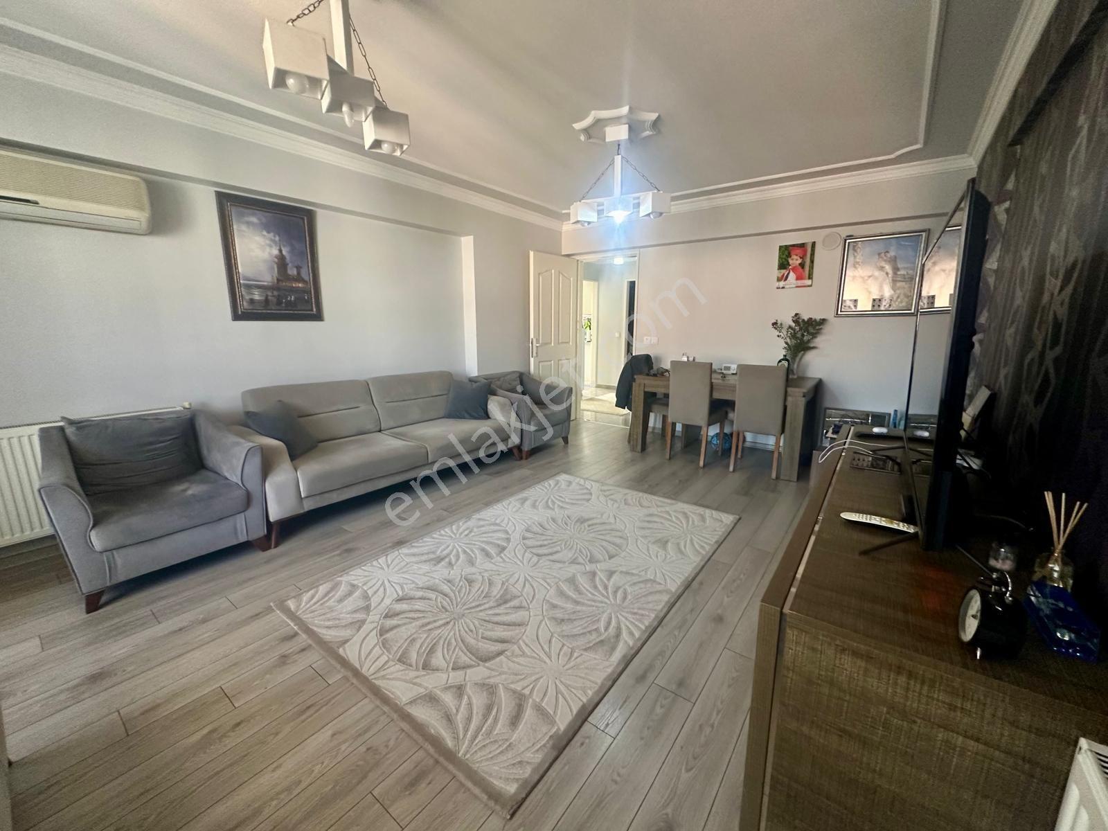 Yeni Girne'de Satılık Daire 3+1 — fotoğraf 11