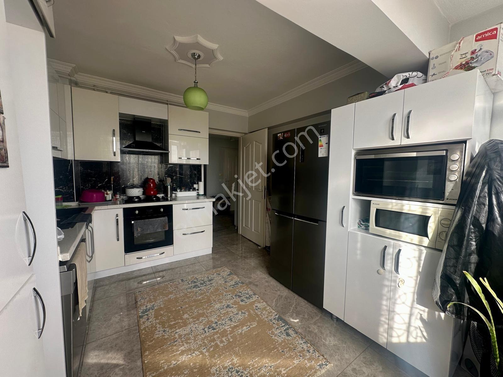 Yeni Girne'de Satılık Daire 3+1 — fotoğraf 27