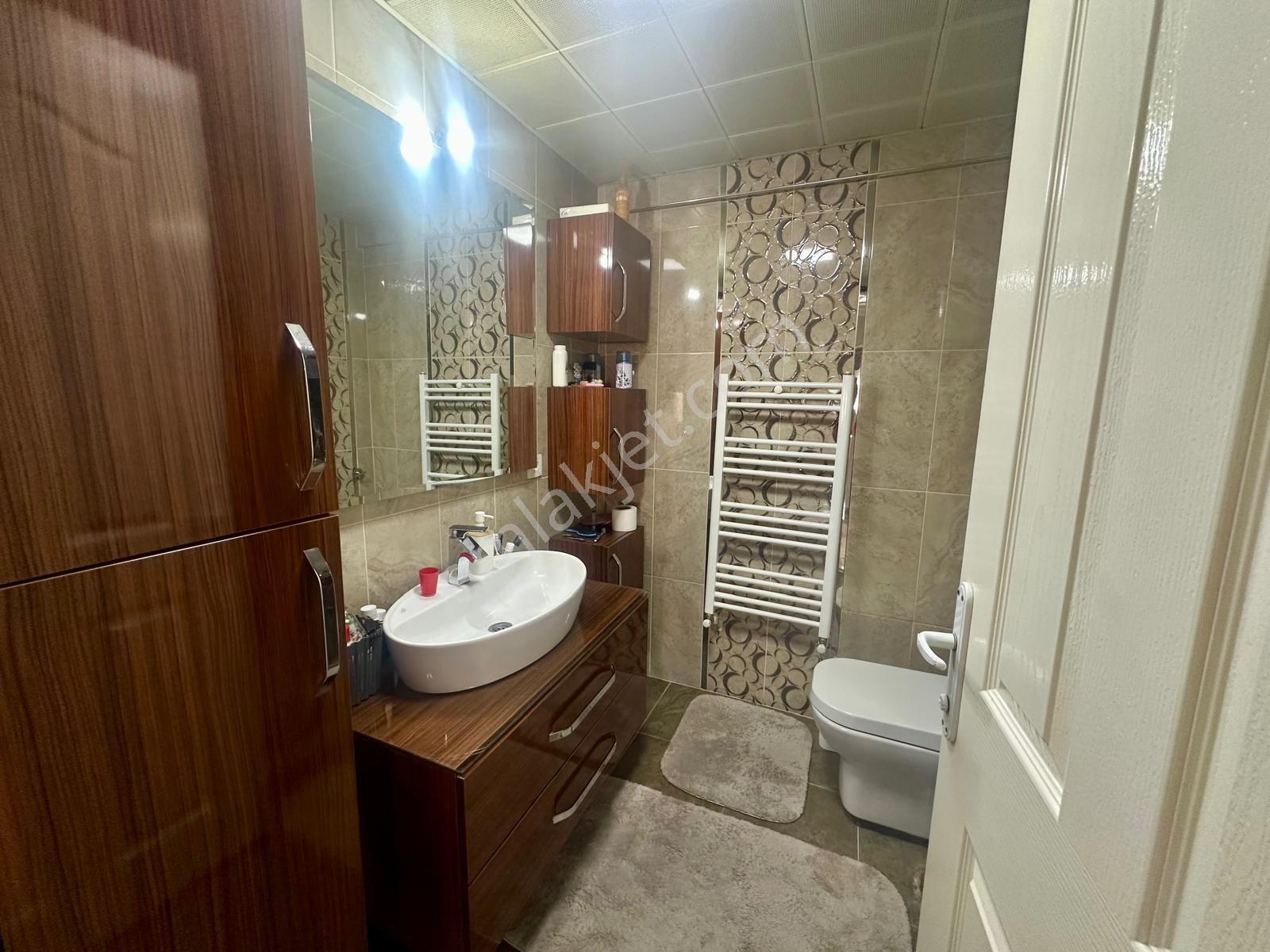 Yeni Girne'de Satılık Daire 3+1 — fotoğraf 29