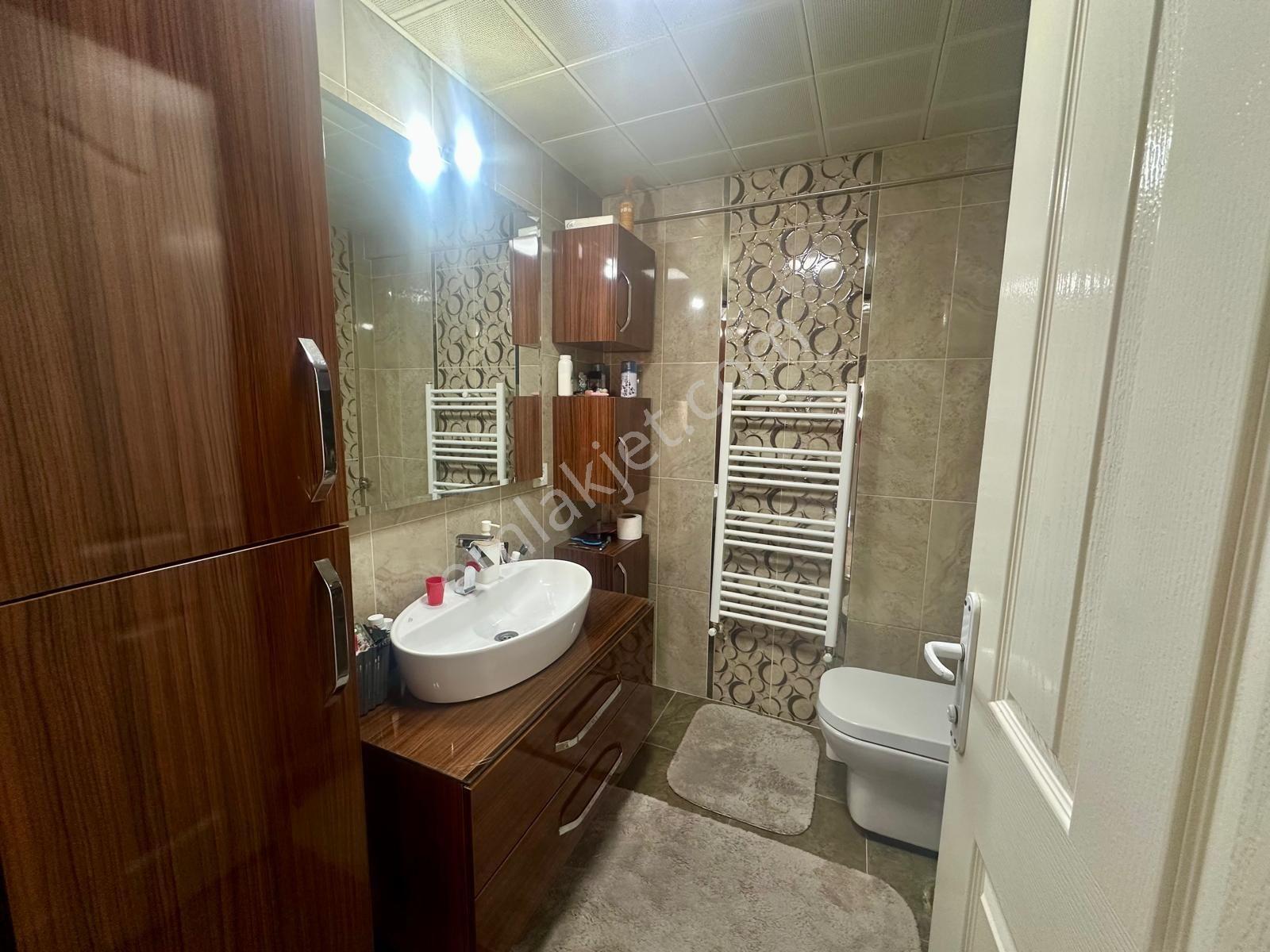 Yeni Girne'de Satılık Daire 3+1 — fotoğraf 30