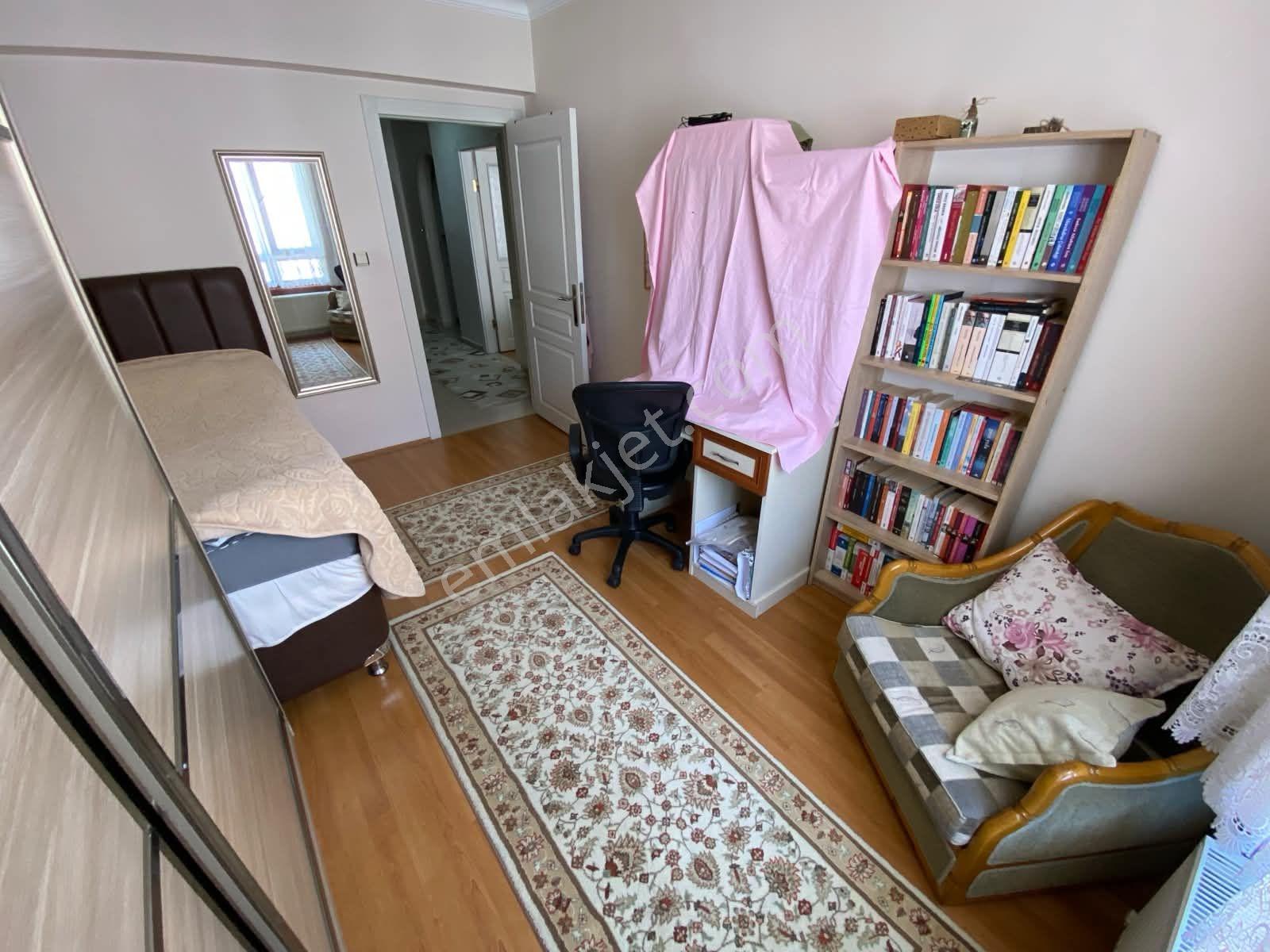 Keçiörende Ovacıka Yakın, Evim Sistemine Ve Krediye Uygun 4+1 — fotoğraf 11