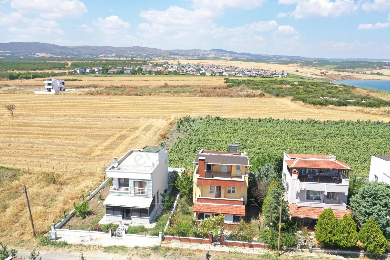 Şarköy Kızılcaterzide 266 M² Arsa Paylı Tam Tripleks Villa — fotoğraf 4