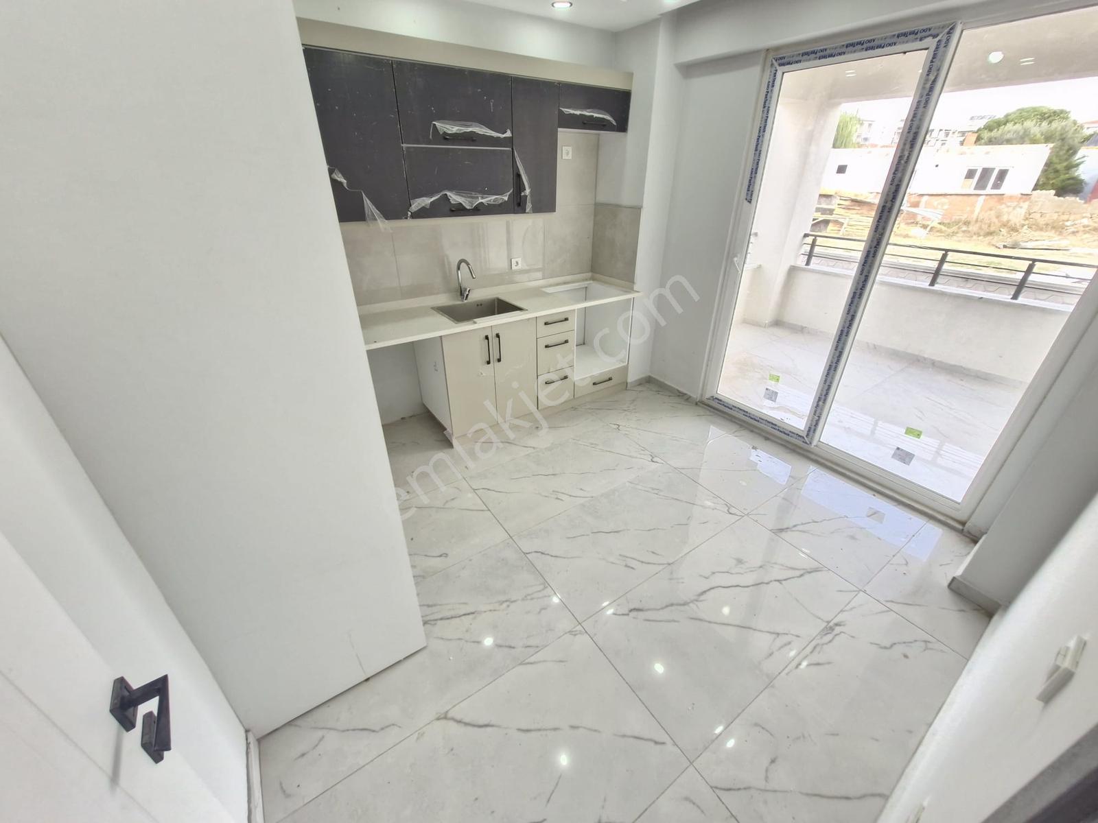 Huzur^dan Satılık 2+1 Daire (90m², Ara Kat, Ön Cephe) — fotoğraf 7