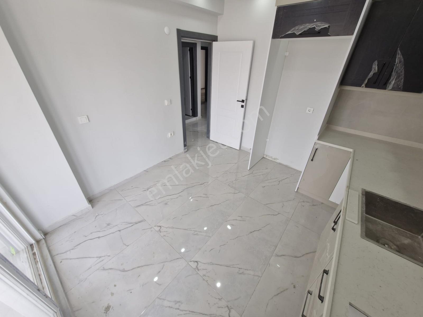 Huzur^dan Satılık 2+1 Daire (90m², Ara Kat, Ön Cephe) — fotoğraf 9