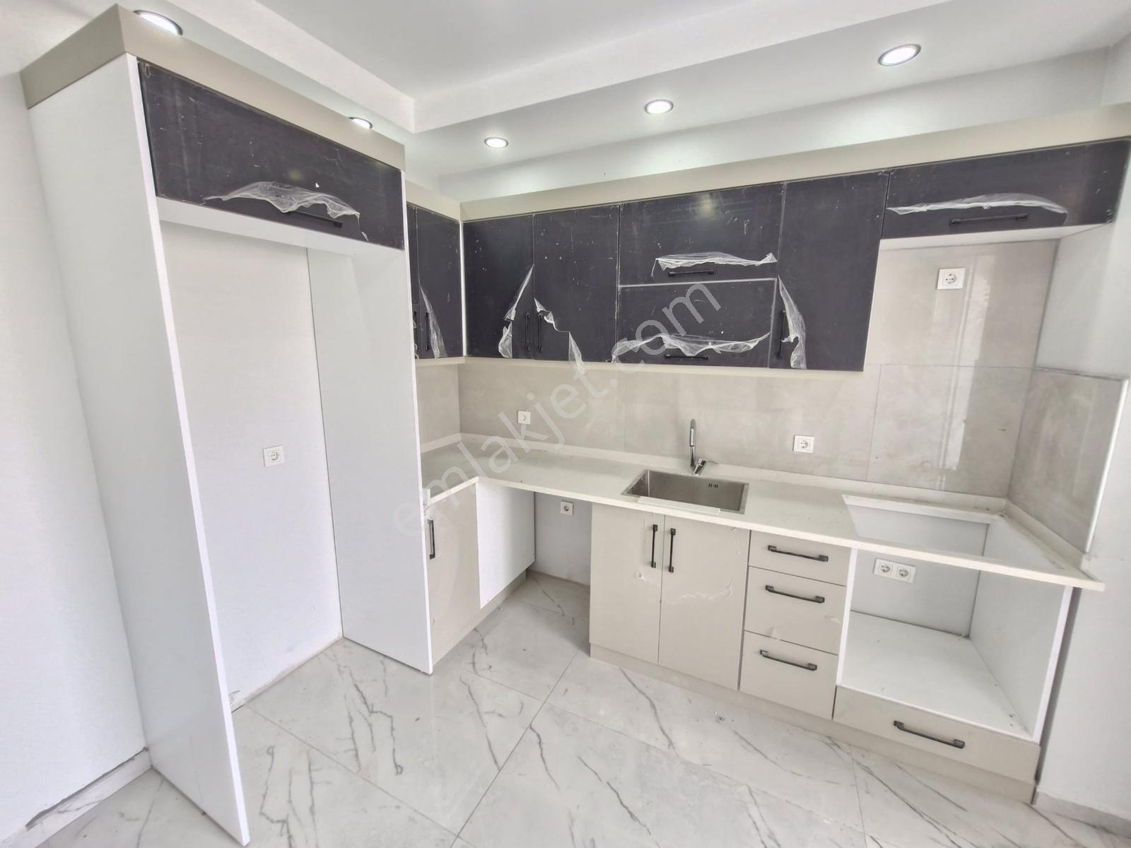 Huzur^dan Satılık 2+1 Daire (90m², Ara Kat, Ön Cephe) — fotoğraf 10