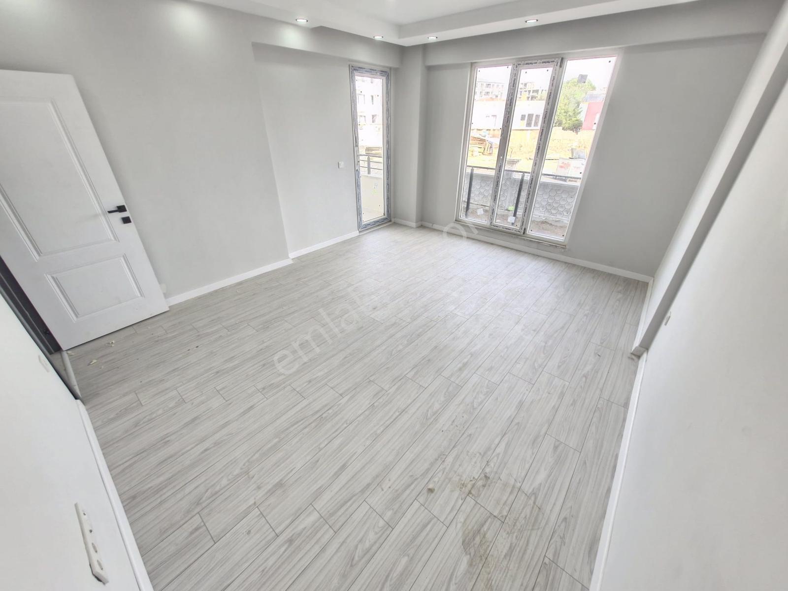 Huzur^dan Satılık 2+1 Daire (90m², Ara Kat, Ön Cephe) — fotoğraf 15