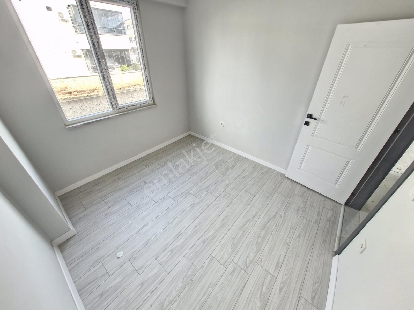 Huzur^dan Satılık 2+1 Daire (90m², Ara Kat, Ön Cephe) — fotoğraf 21