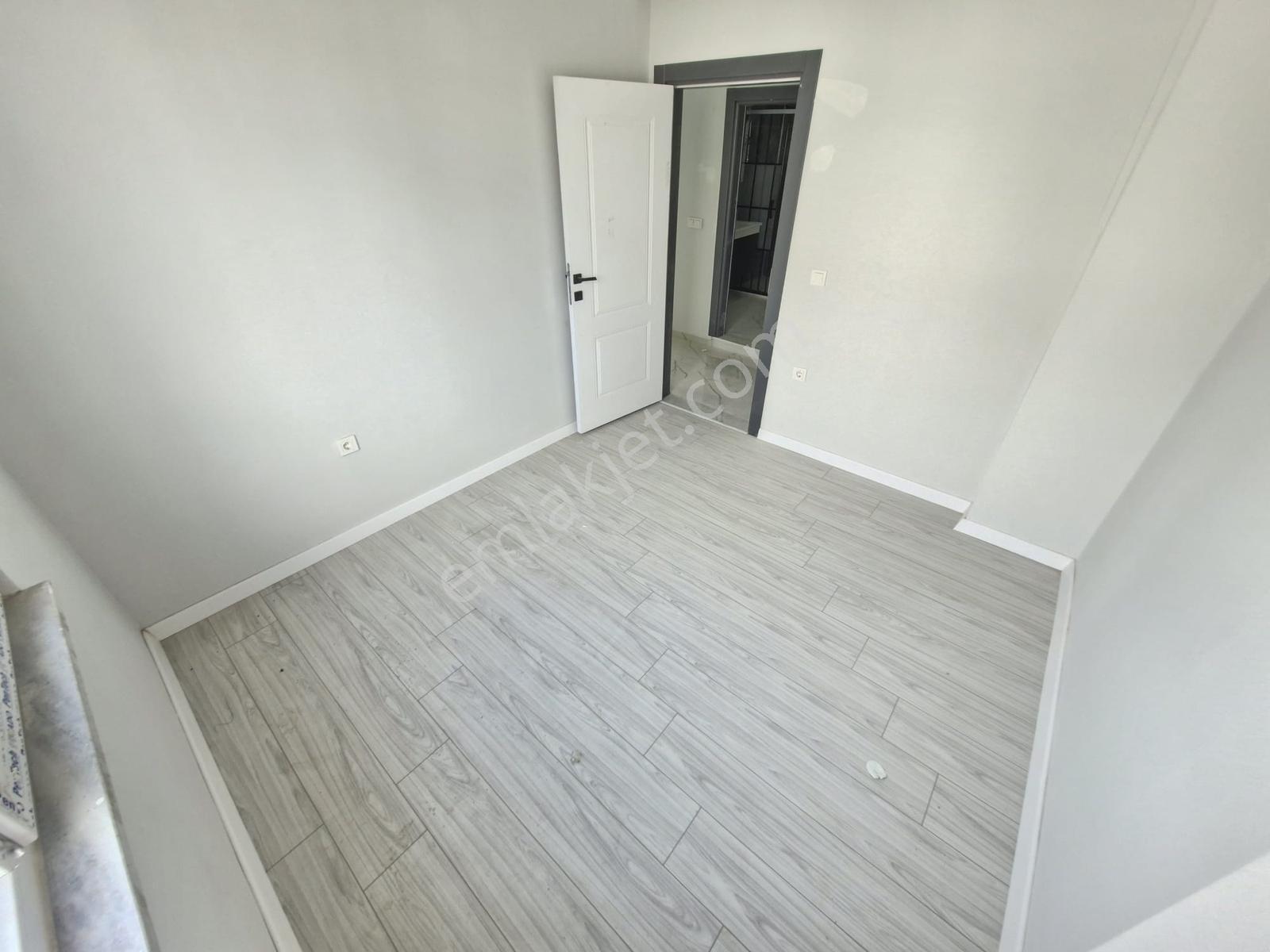 Huzur^dan Satılık 2+1 Daire (90m², Ara Kat, Ön Cephe) — fotoğraf 22