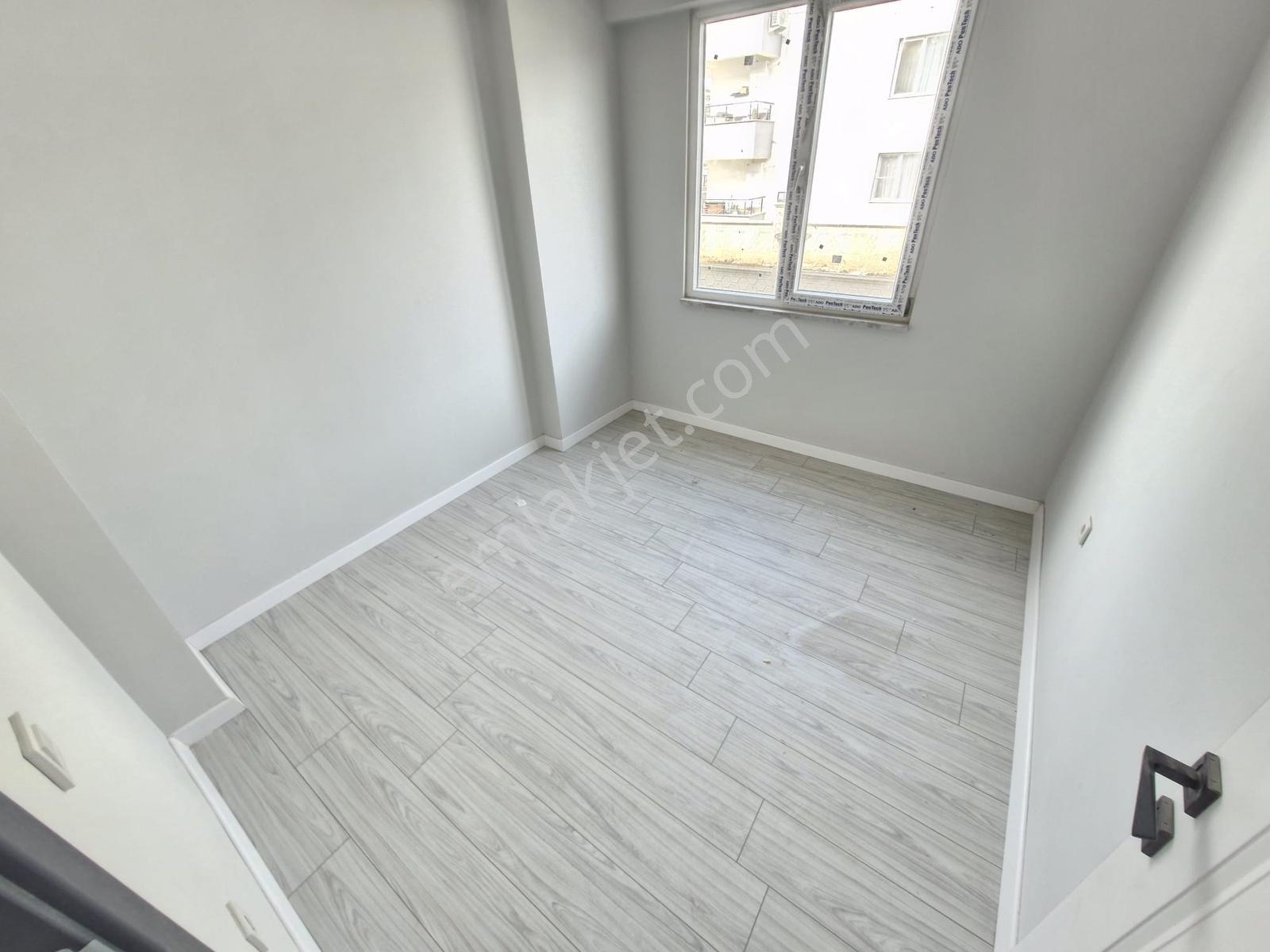 Huzur^dan Satılık 2+1 Daire (90m², Ara Kat, Ön Cephe) — fotoğraf 23
