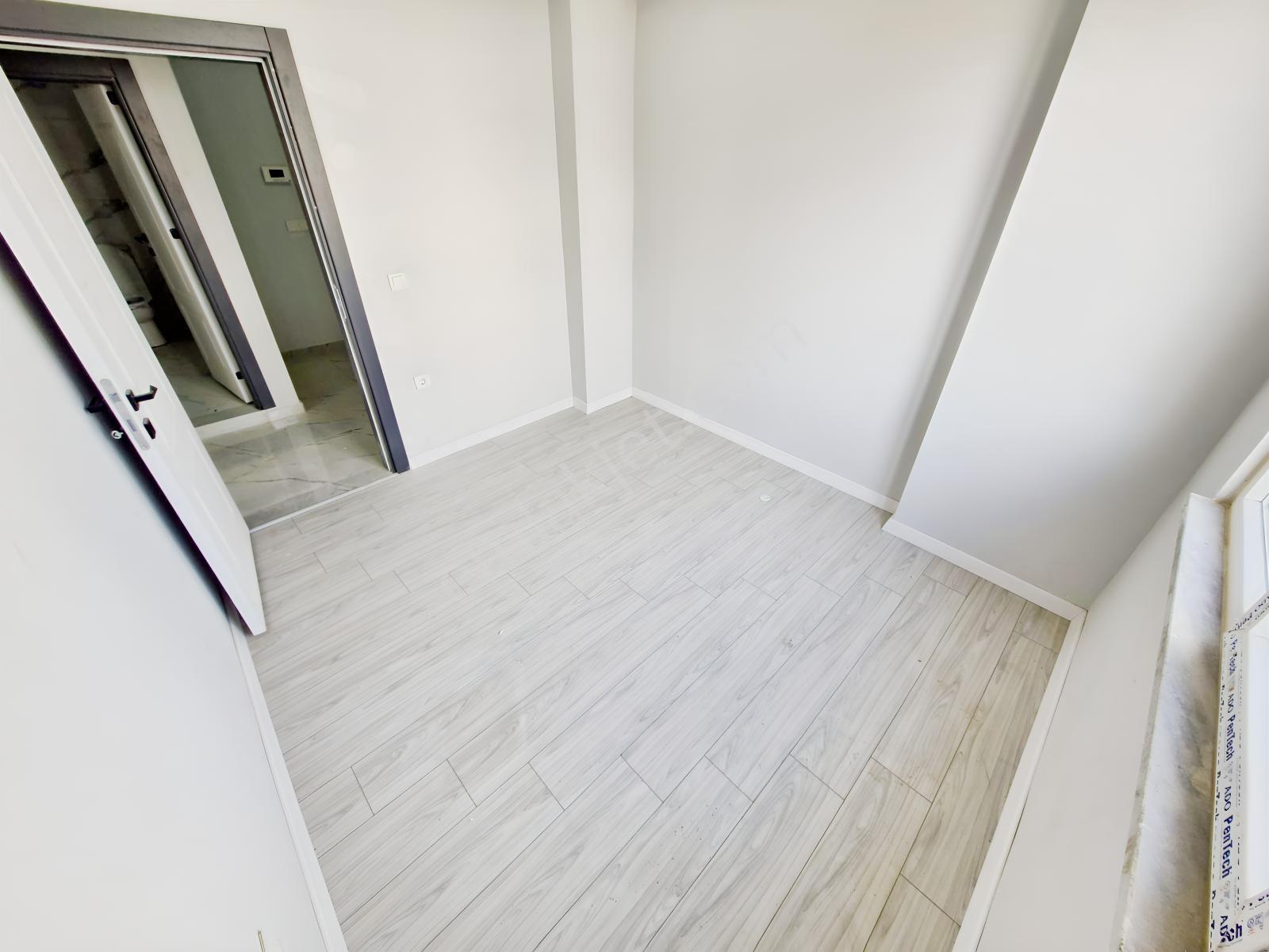 Huzur^dan Satılık 2+1 Daire (90m², Ara Kat, Ön Cephe) — fotoğraf 24