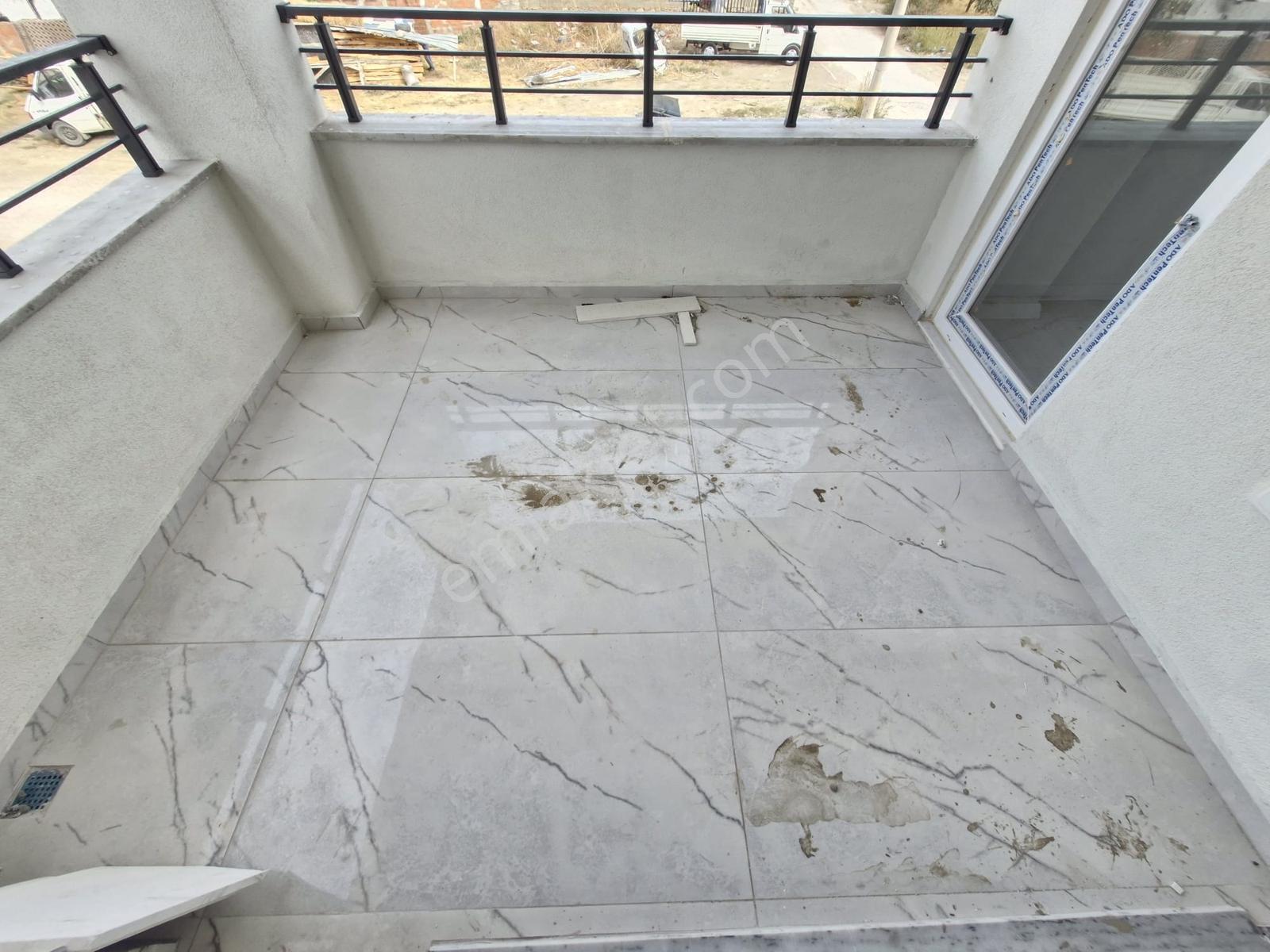 Huzur^dan Satılık 2+1 Daire (90m², Ara Kat, Ön Cephe) — fotoğraf 26