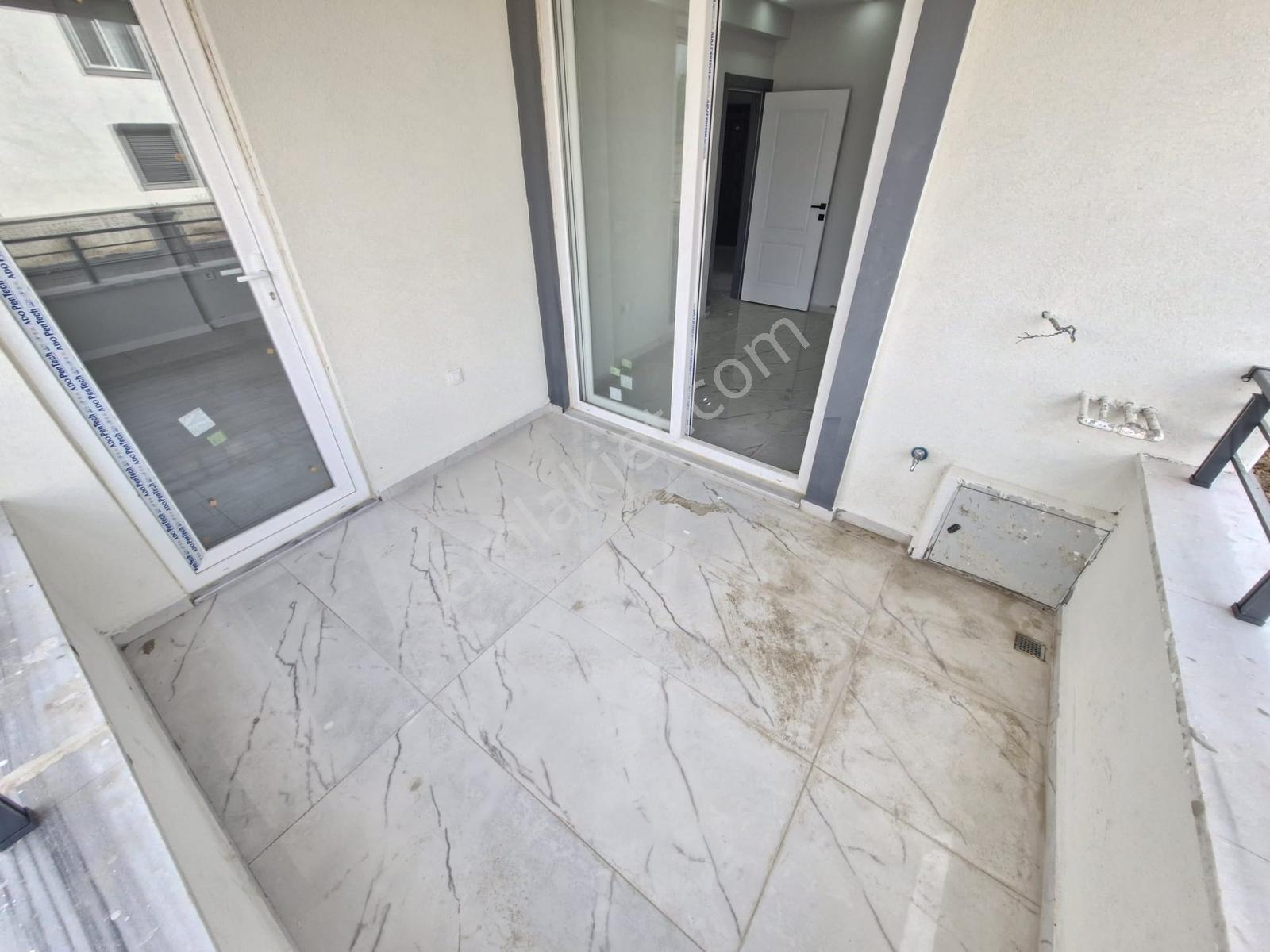 Huzur^dan Satılık 2+1 Daire (90m², Ara Kat, Ön Cephe) — fotoğraf 27