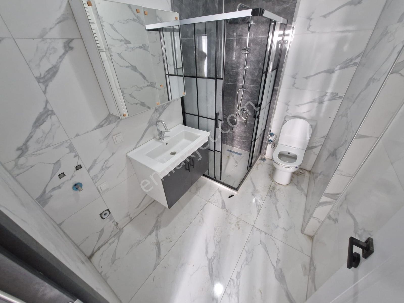 Huzur^dan Satılık 2+1 Daire (90m², Ara Kat, Ön Cephe) — fotoğraf 28