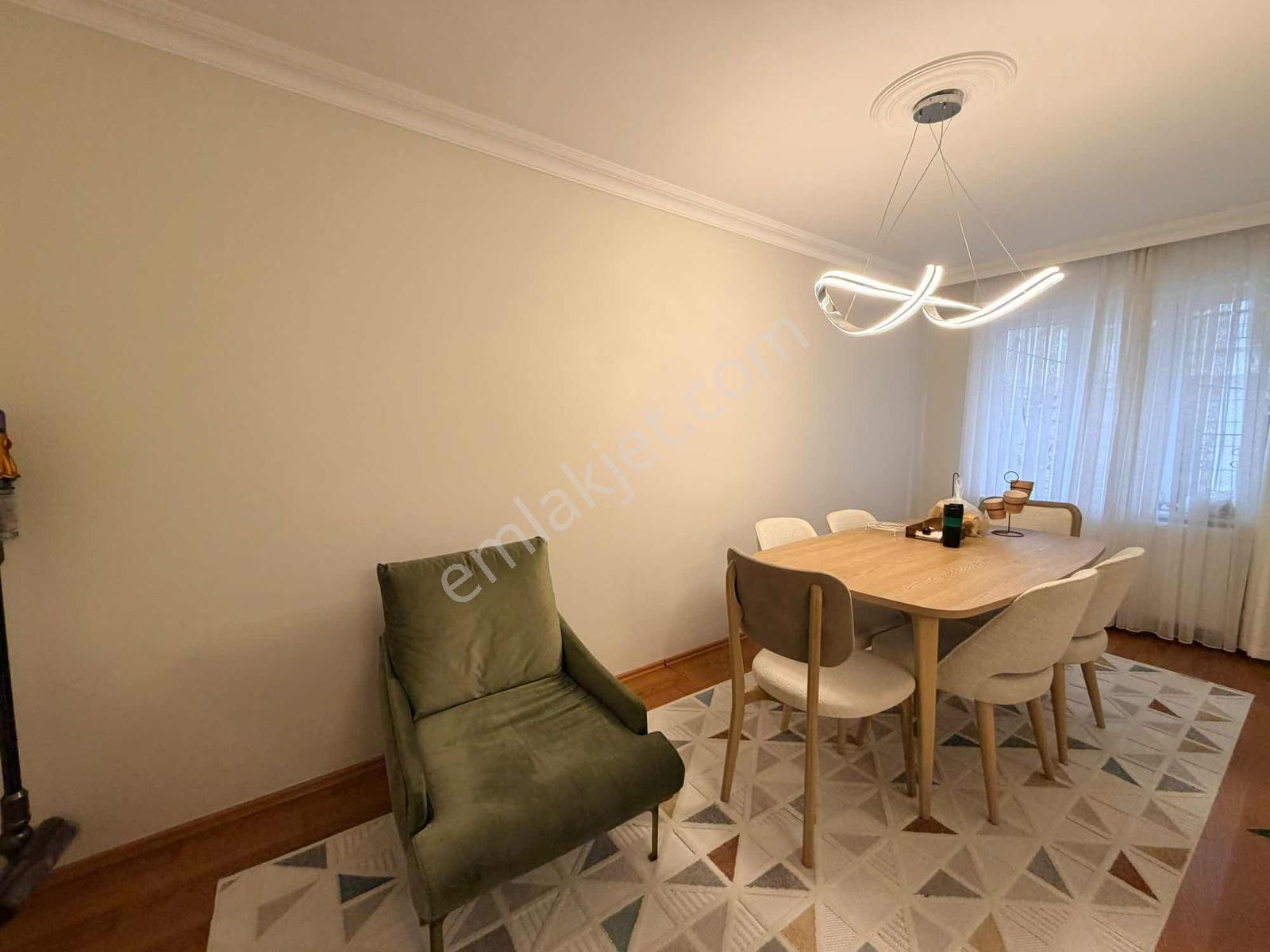 Manisa Adakale Mah Satılım 3+1 10 Yıllık Arakat Daire — fotoğraf 5
