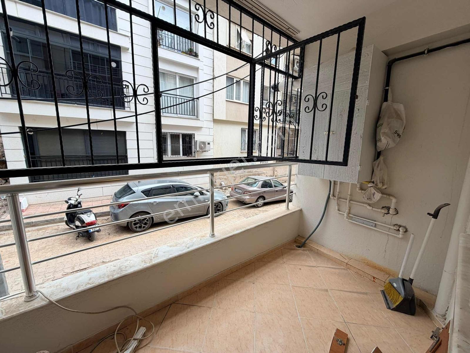 Manisa Adakale Mah Satılım 3+1 10 Yıllık Arakat Daire — fotoğraf 7