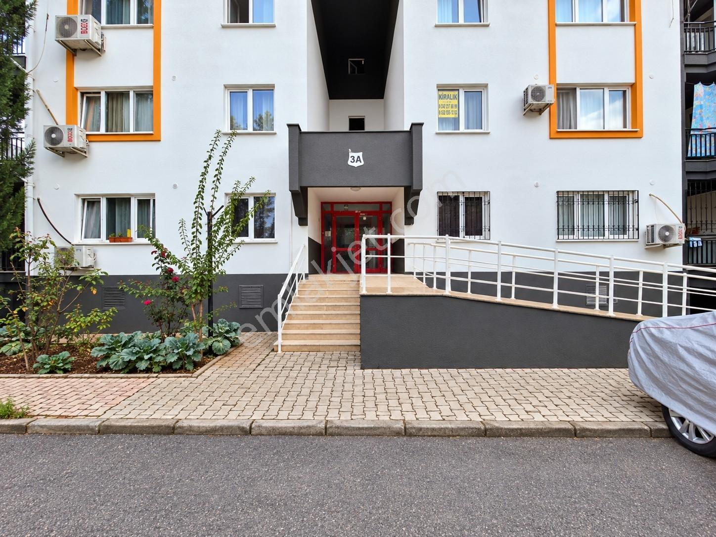 Döşemealtı Çıplaklı Mh. Tokilerde 2+1 85m2 1.kat Satılık Daire — fotoğraf 6