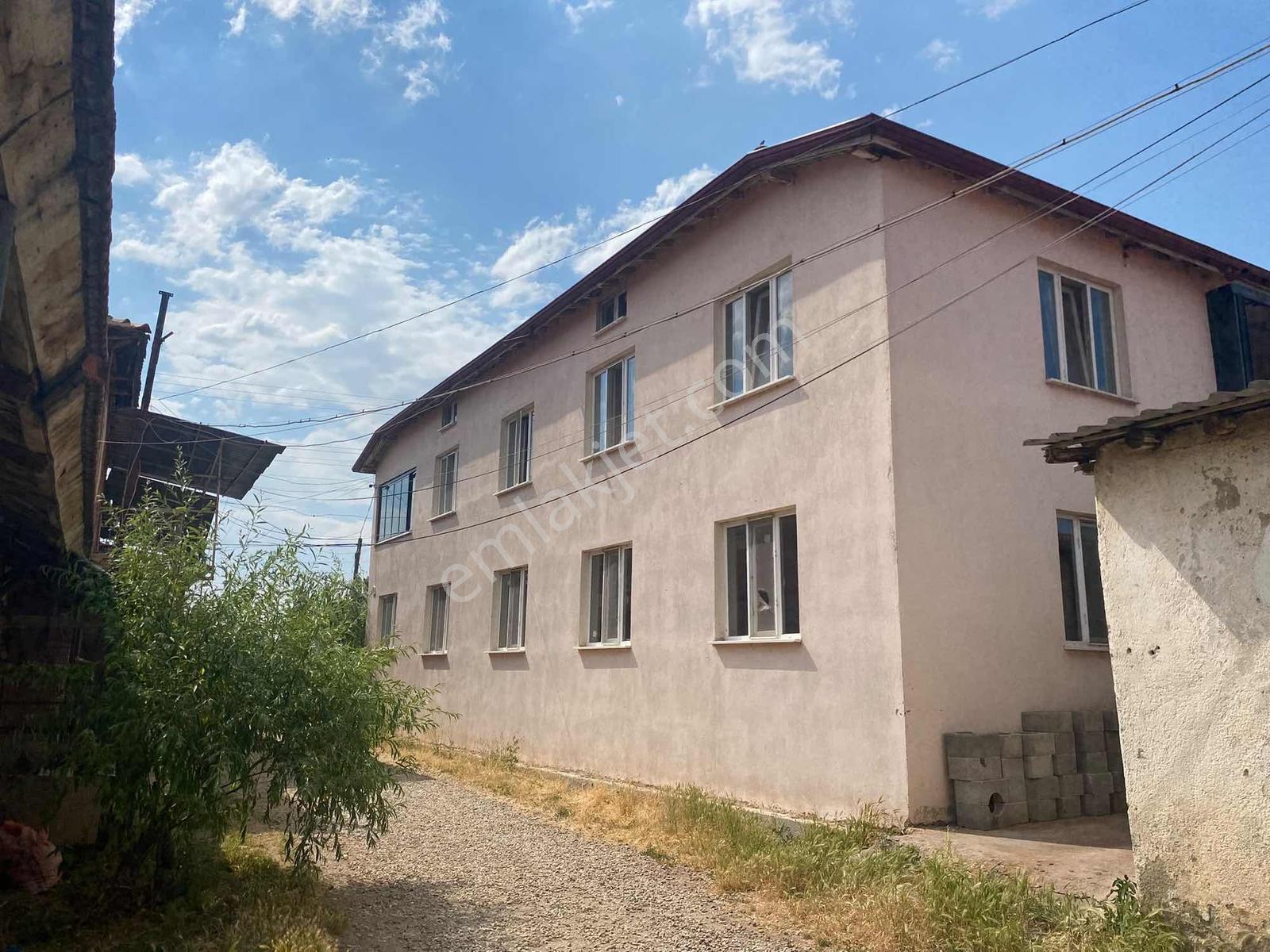 Bozoklu Emlaktan Akören De Satılık Çiftlik — fotoğraf 3